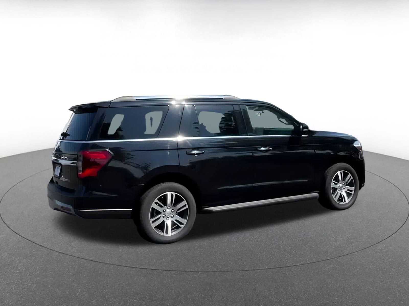 Thumbnail: 2024 Ford Expedition - 14