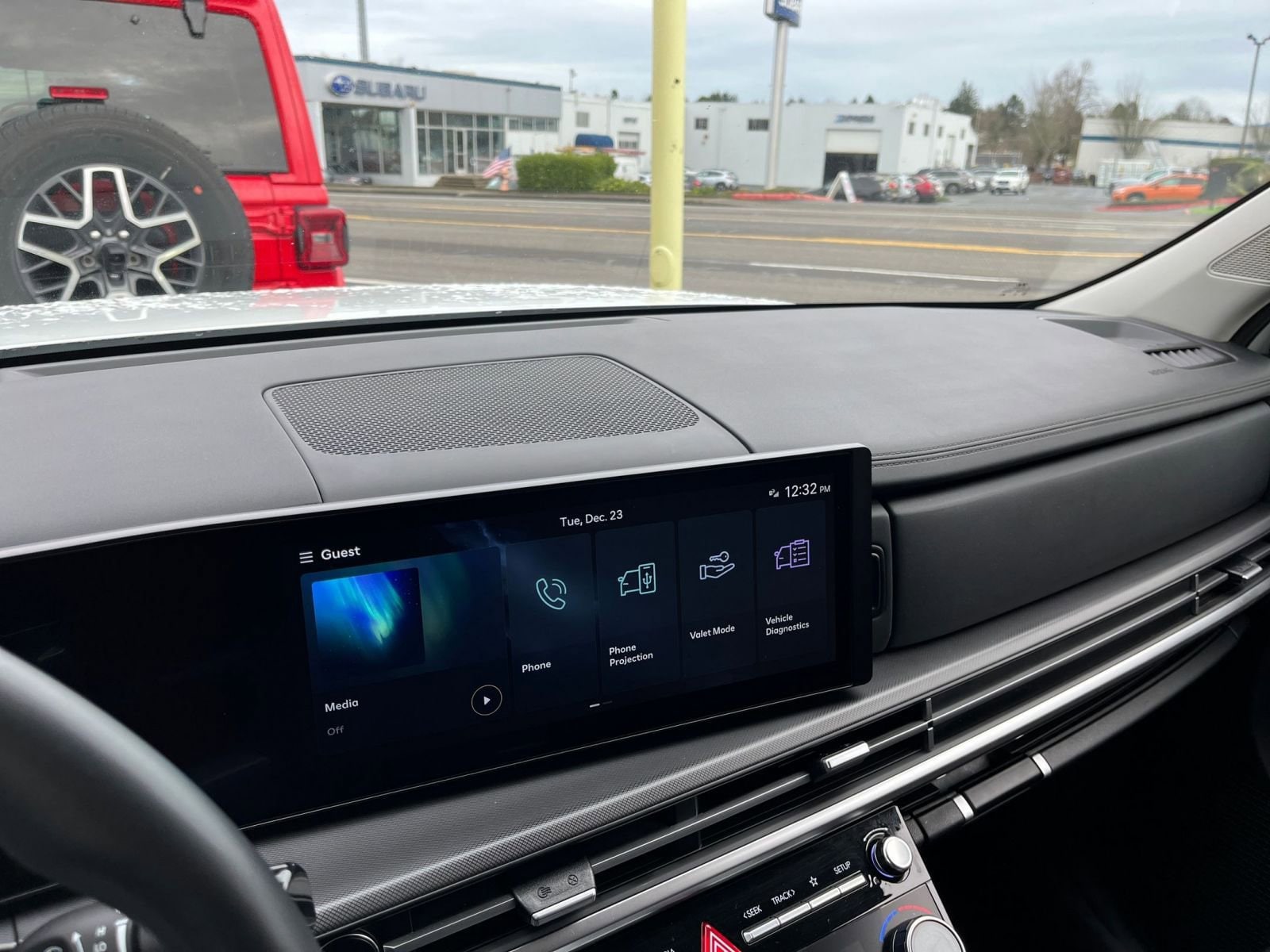 Thumbnail: 2025 Hyundai Santa Fe - 18