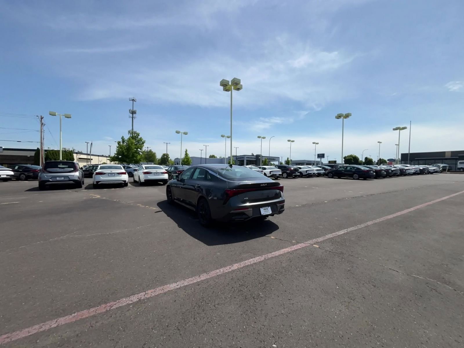 Thumbnail: 2025 Kia K5 - 16