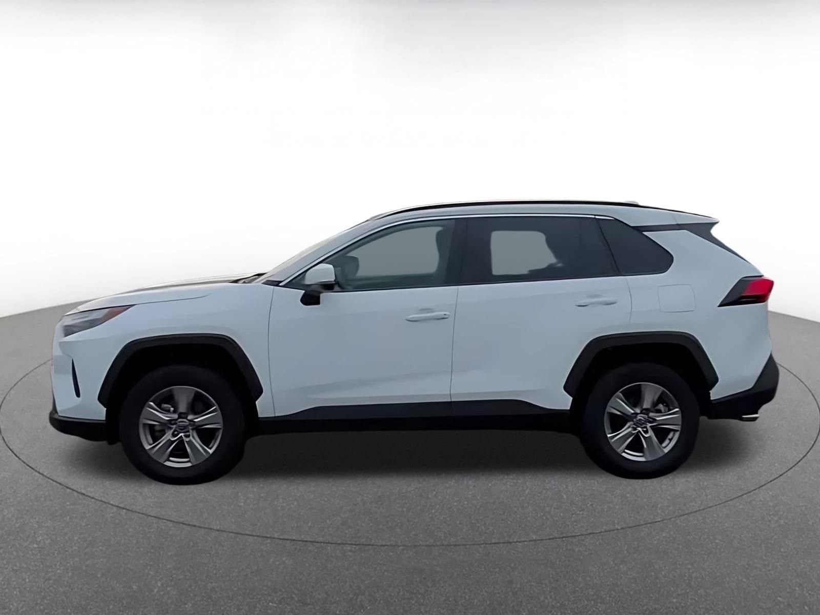 Thumbnail: 2025 Toyota RAV4 - 9