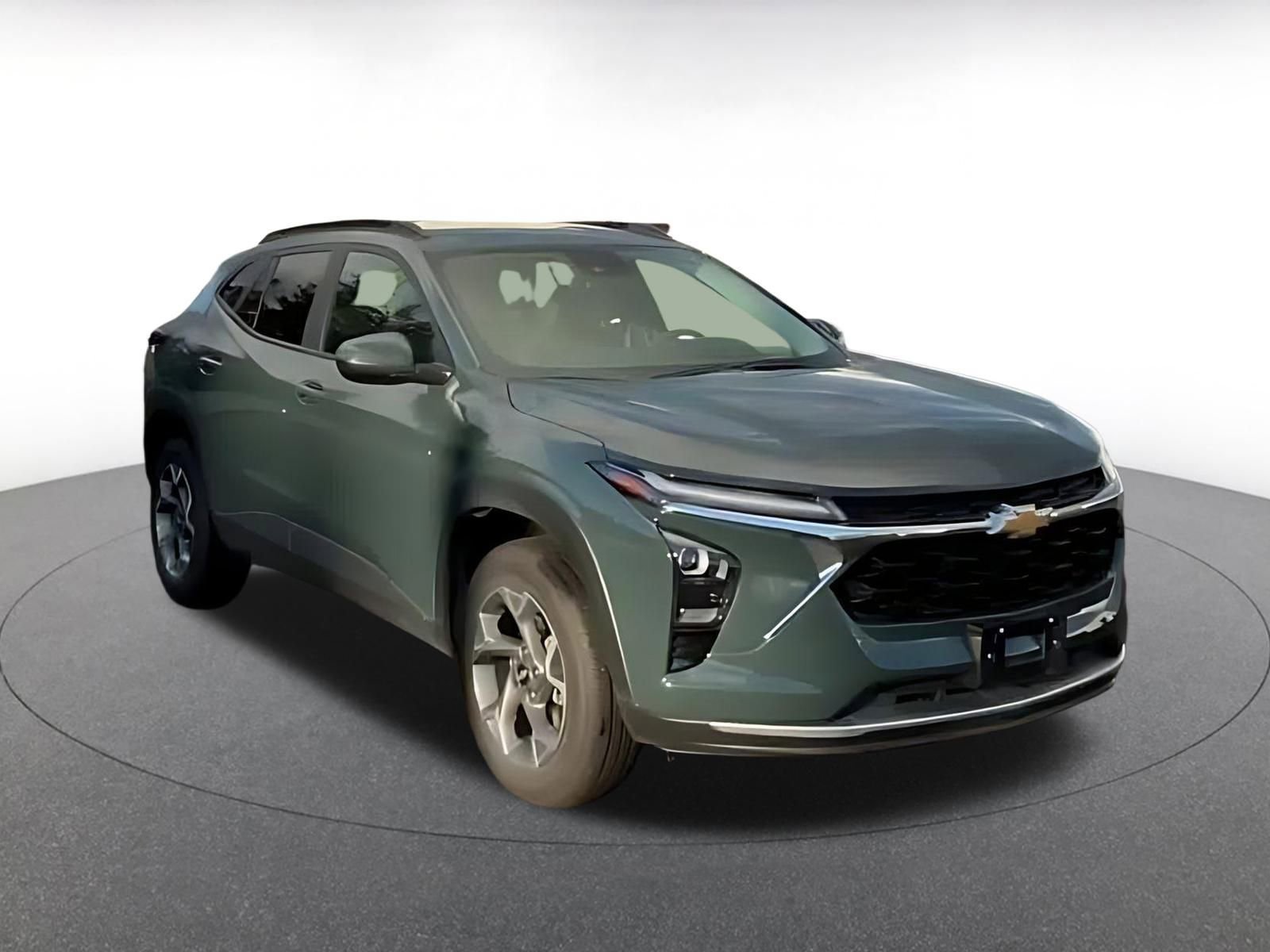 Thumbnail: 2025 Chevrolet Trax - 3