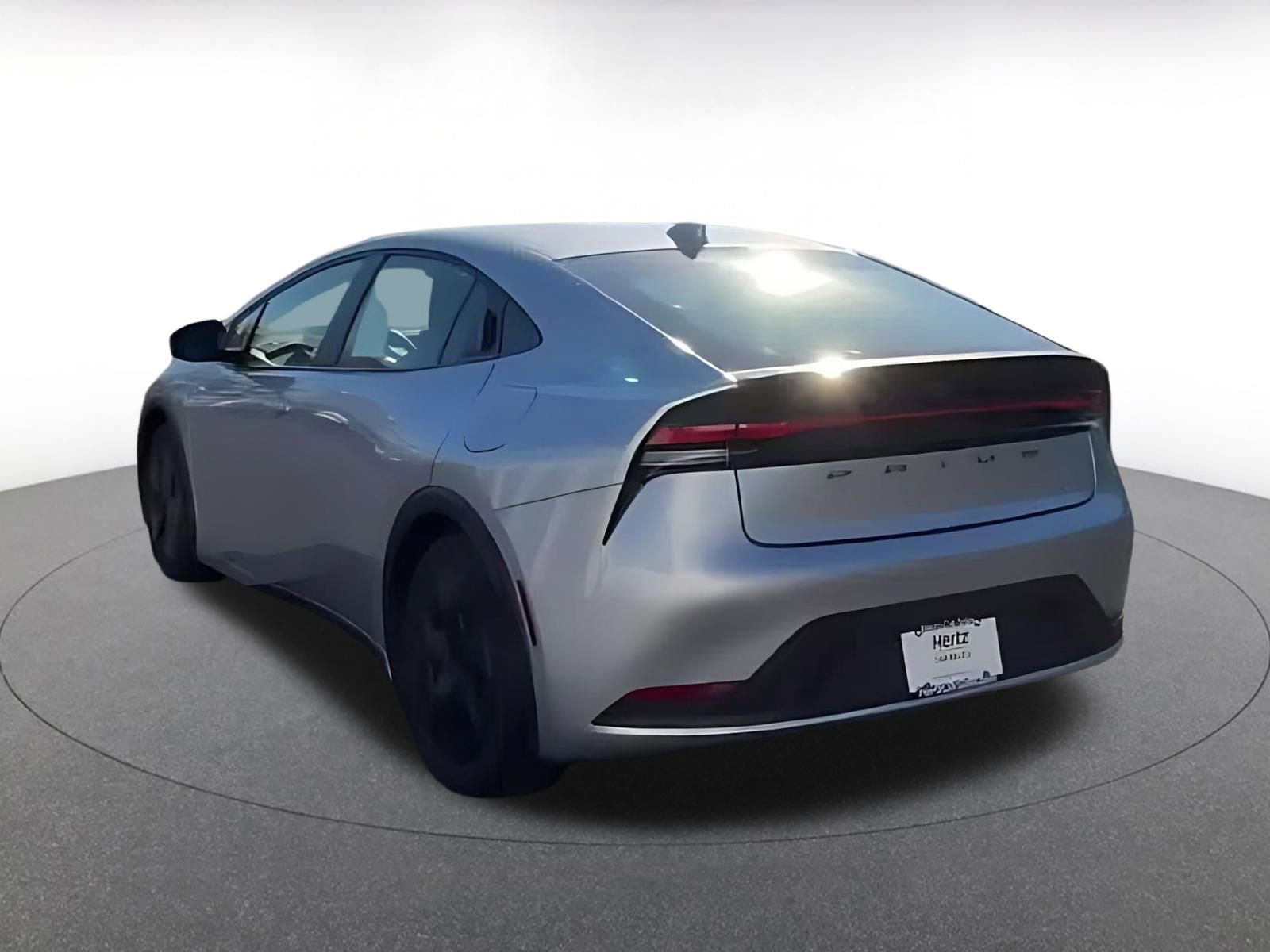 Thumbnail: 2025 Toyota Prius - 9