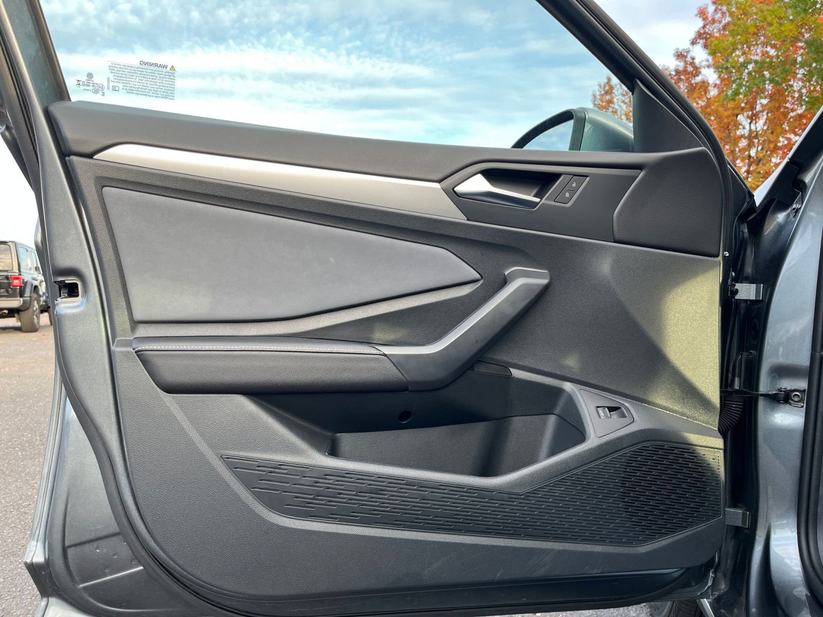 Thumbnail: 2025 Volkswagen Jetta - 20