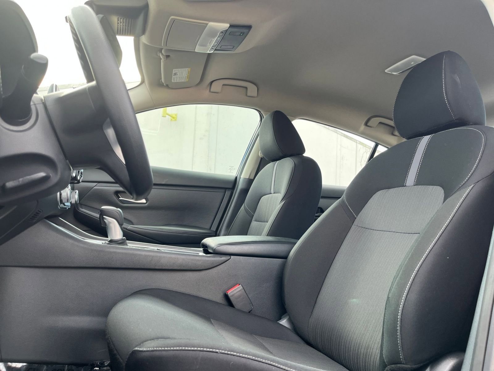 Thumbnail: 2025 Nissan Sentra - 24