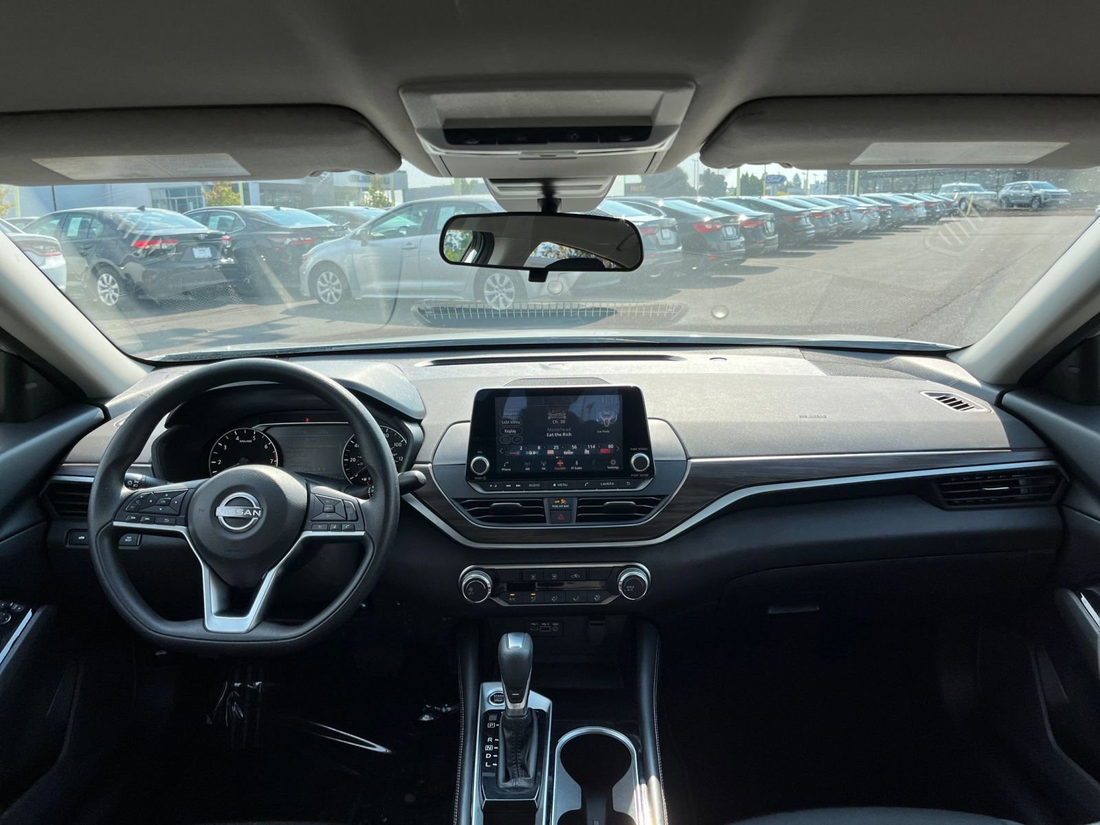 Thumbnail: 2023 Nissan Altima - 32