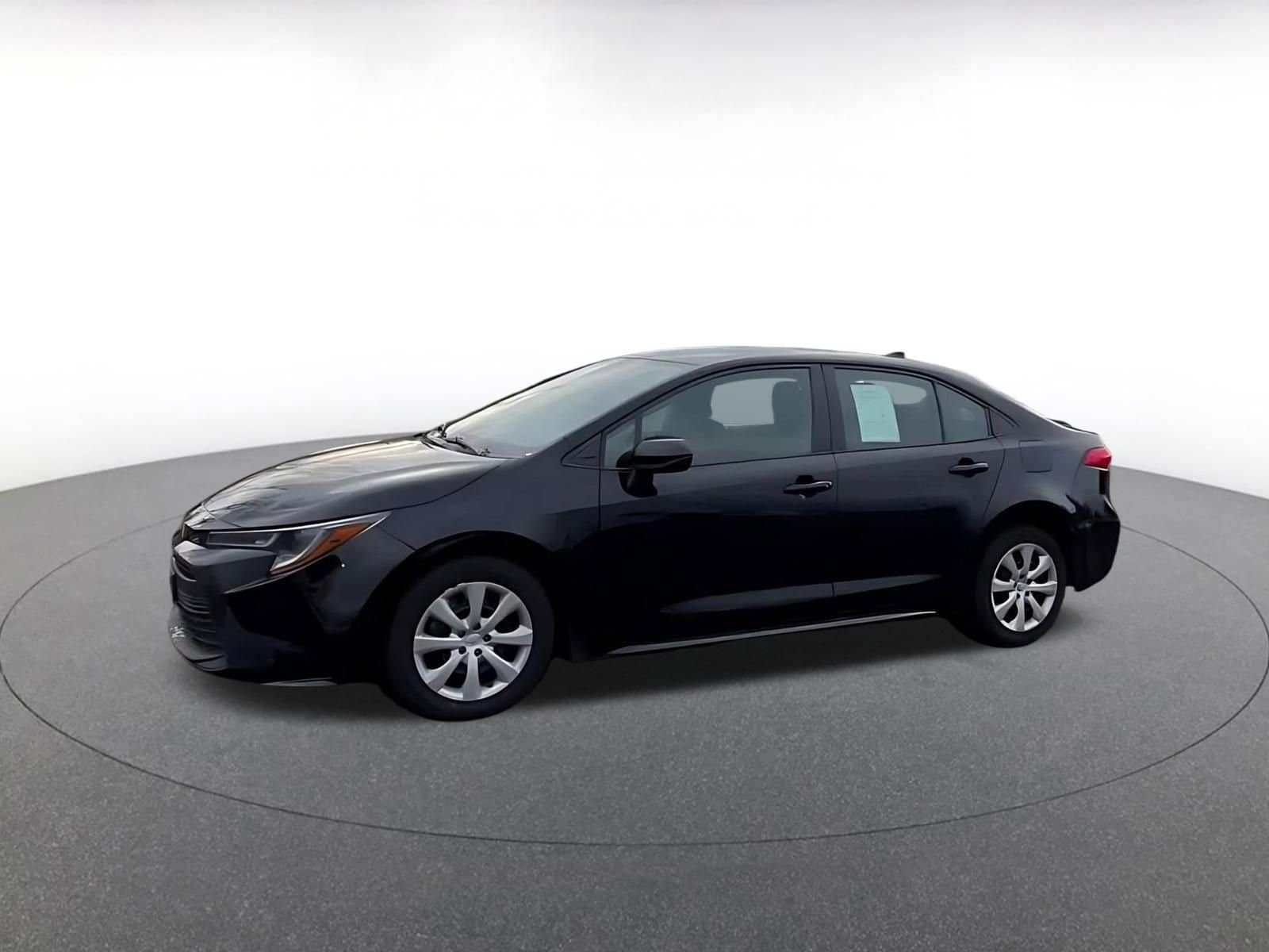 Thumbnail: 2023 Toyota Corolla - 8