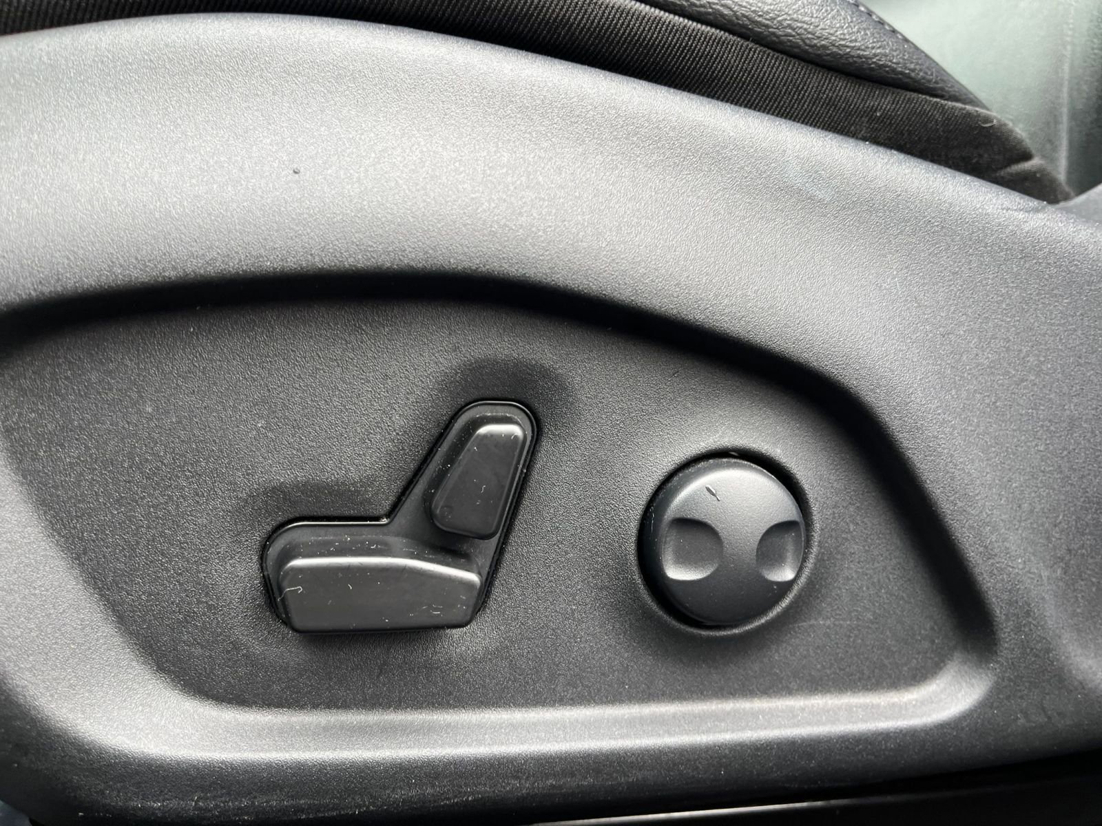 Thumbnail: 2025 Jeep Compass - 23