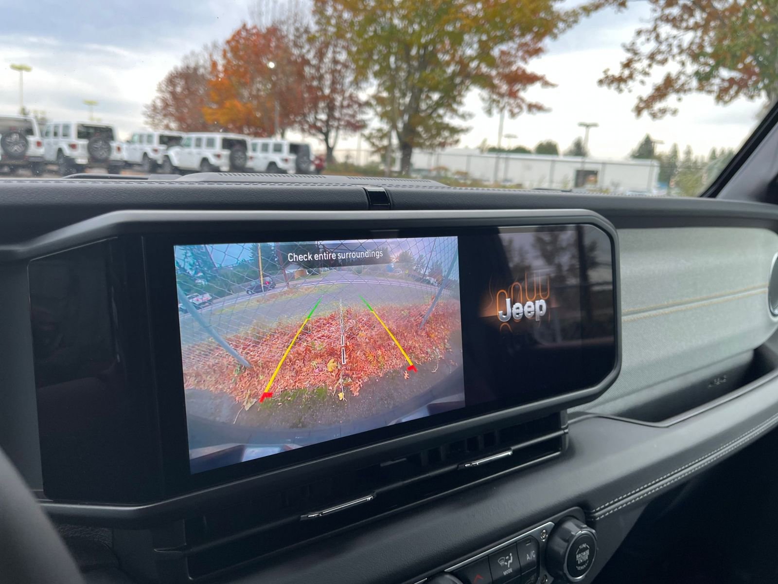 Thumbnail: 2025 Jeep Wrangler - 17