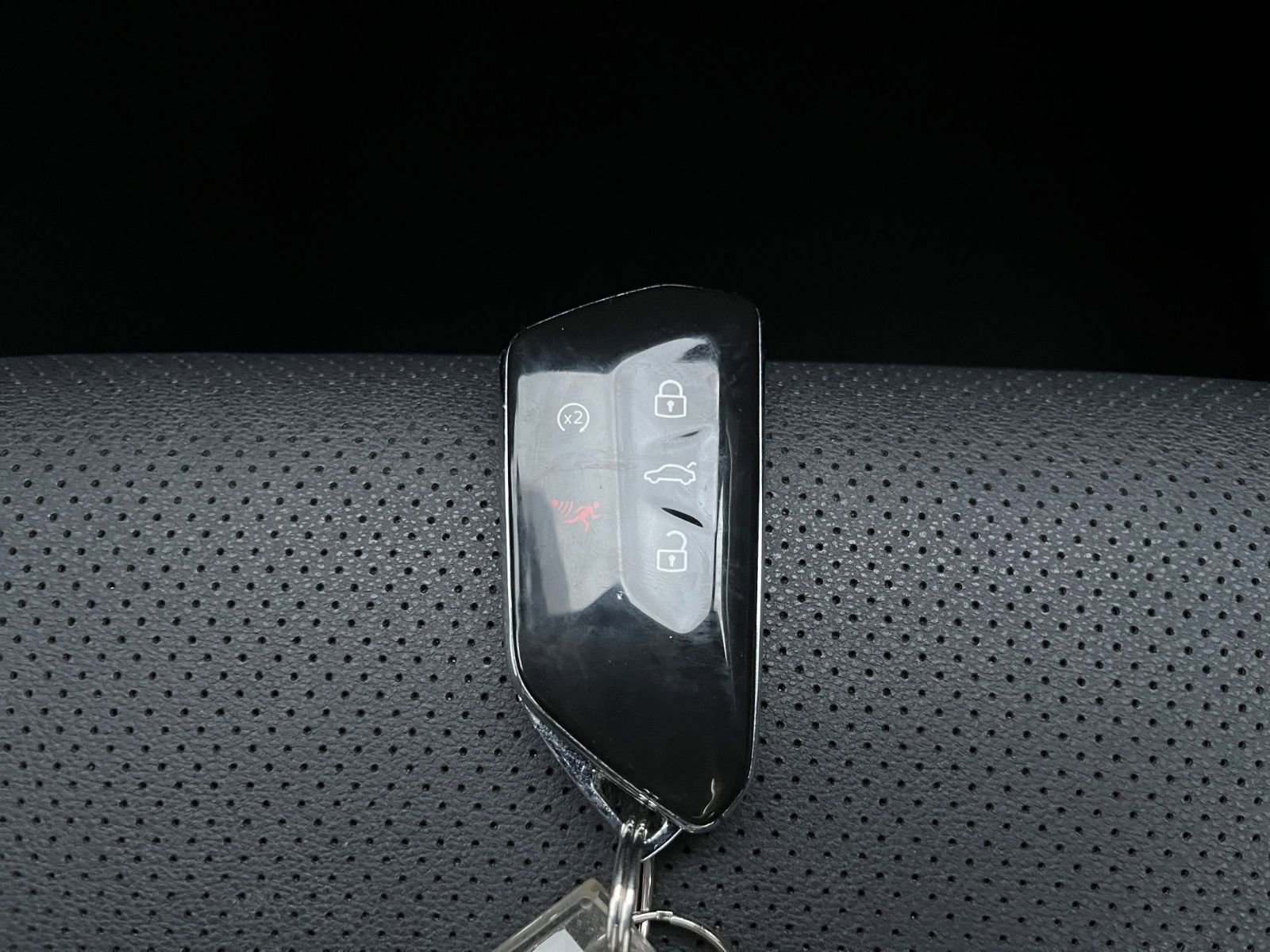 Thumbnail: 2025 Volkswagen Atlas - 23