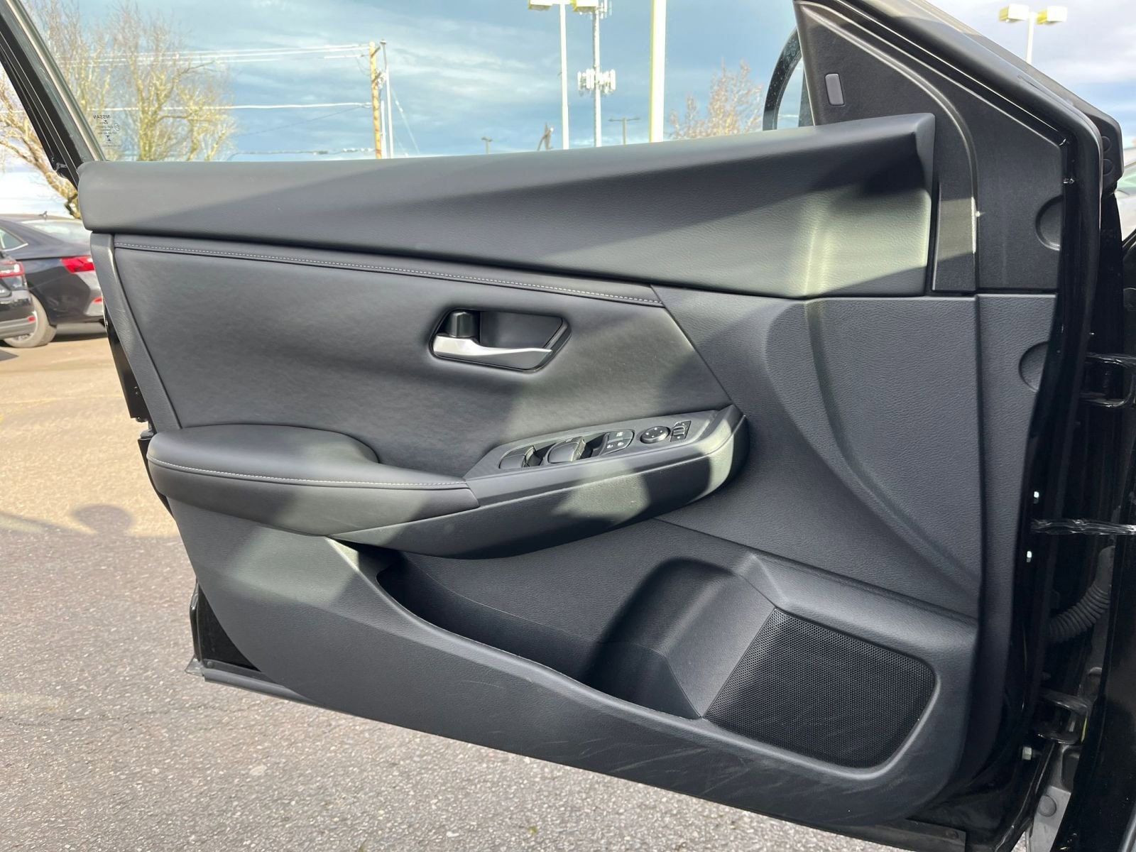 Thumbnail: 2025 Nissan Sentra - 20