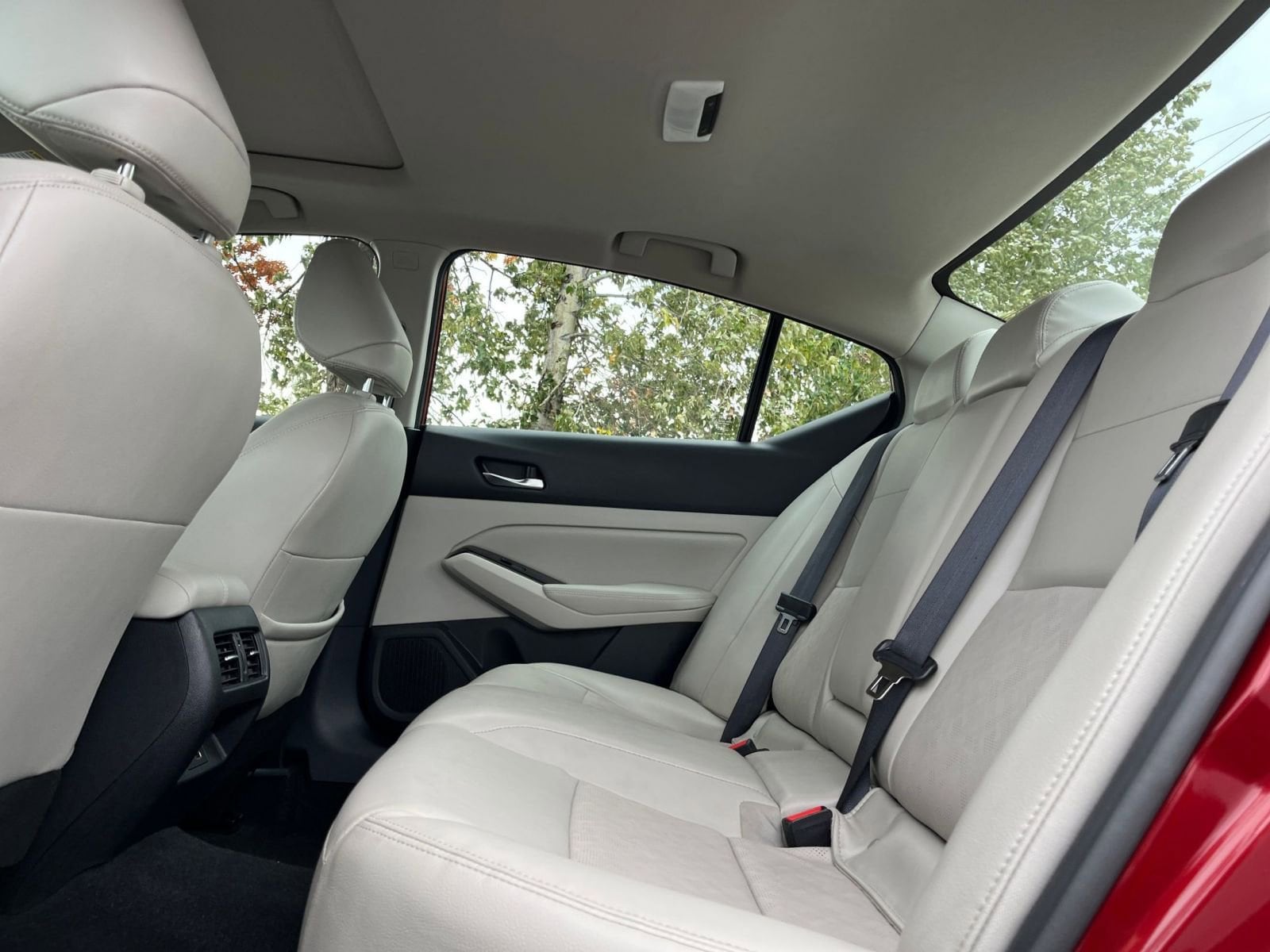 Thumbnail: 2024 Nissan Altima - 31