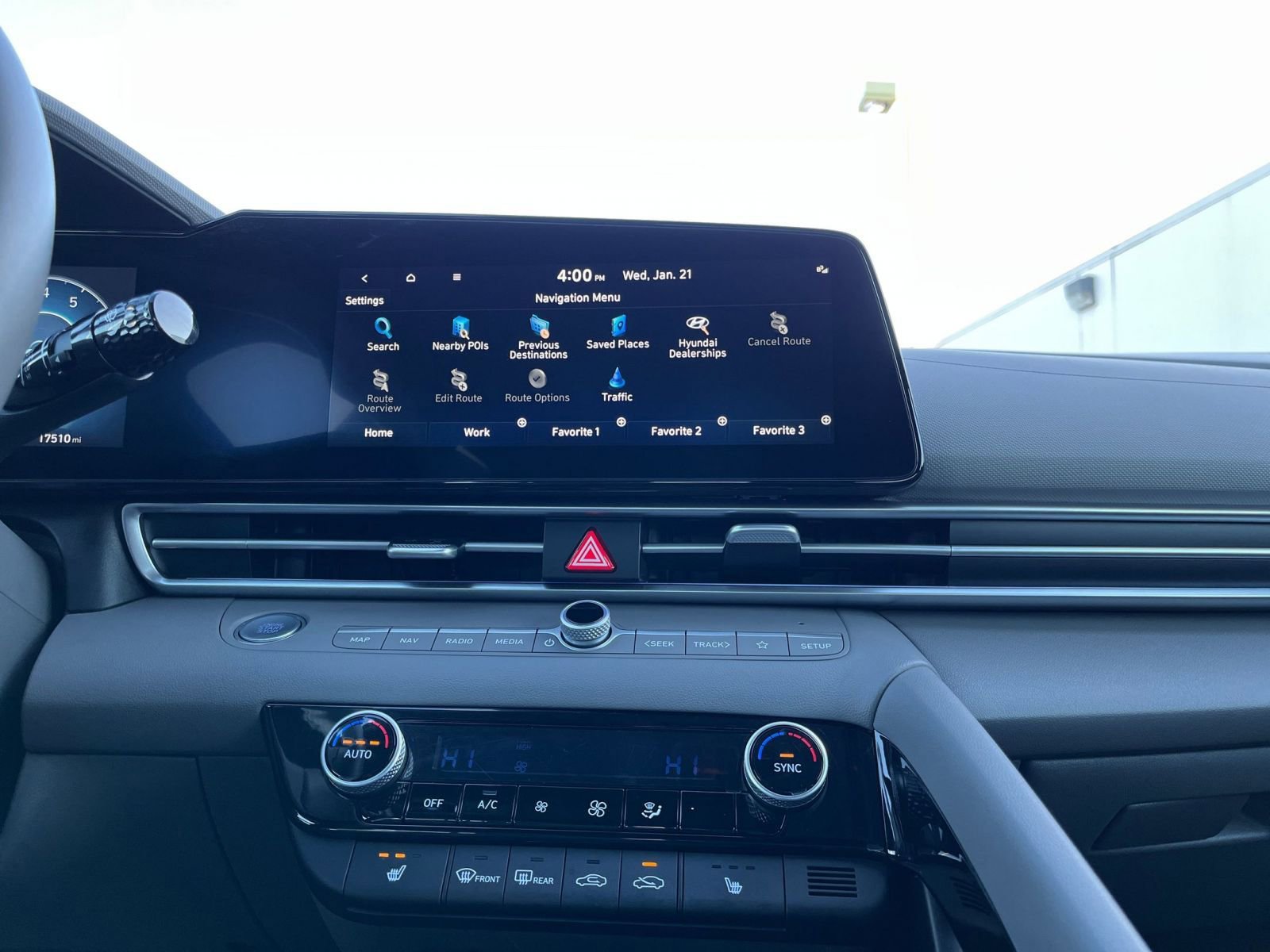 Thumbnail: 2025 Hyundai Elantra - 21