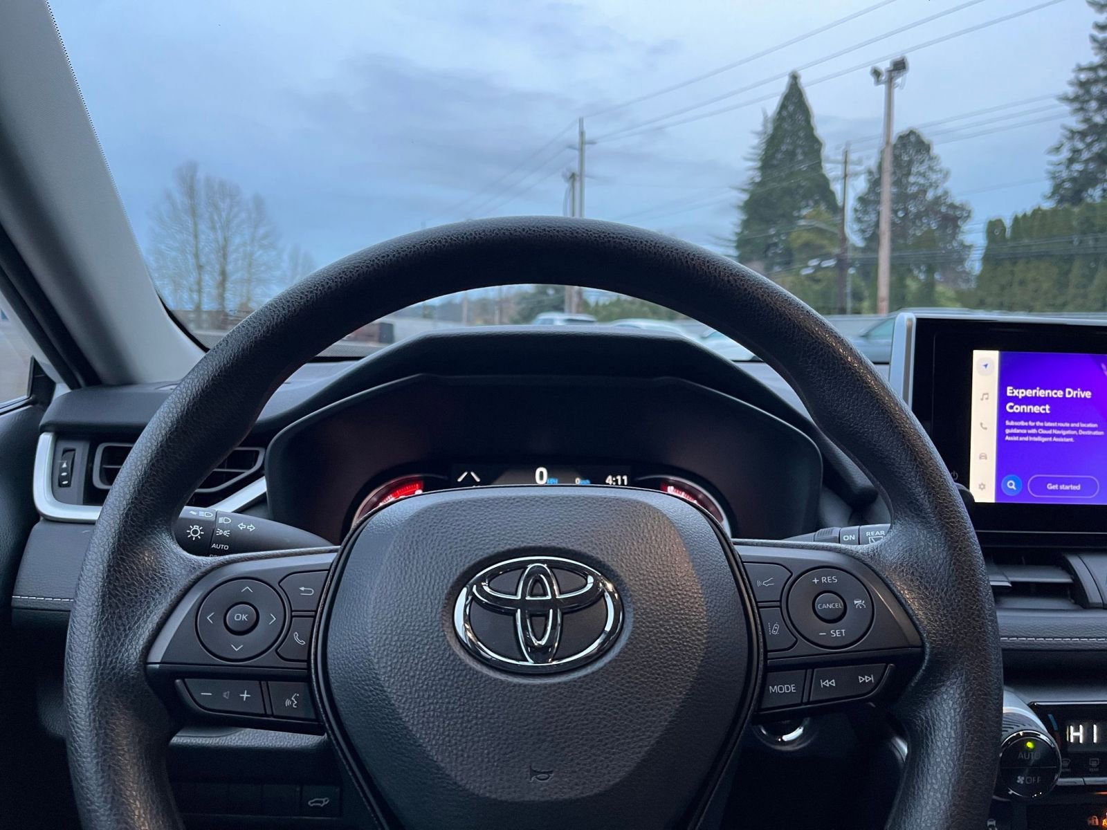 Thumbnail: 2025 Toyota RAV4 - 30