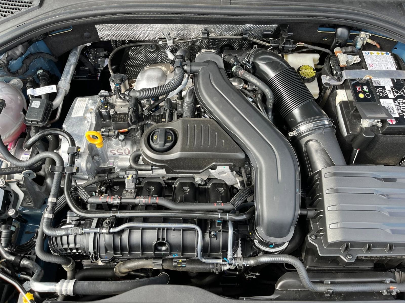 Thumbnail: 2025 Volkswagen Jetta - 32