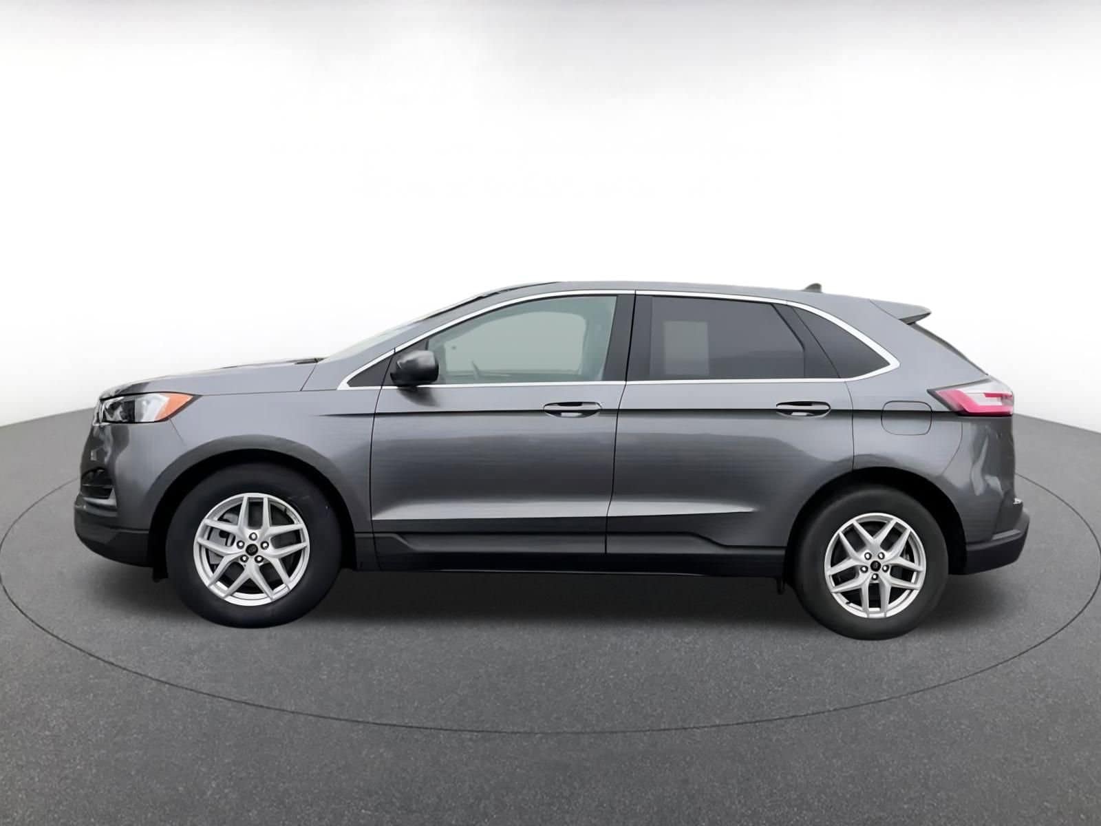 Thumbnail: 2024 Ford Edge - 10