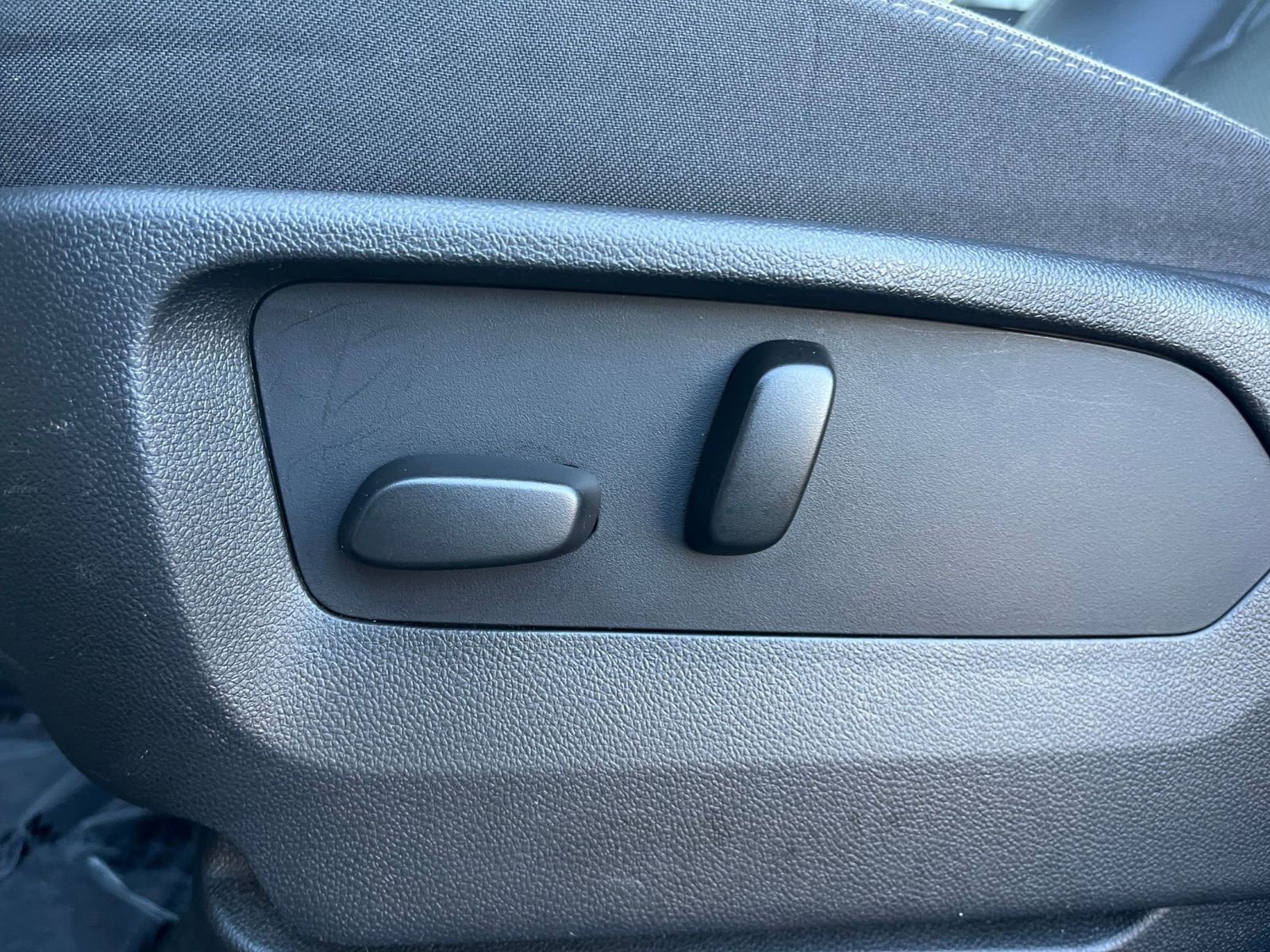 Thumbnail: 2023 Buick Envision - 23