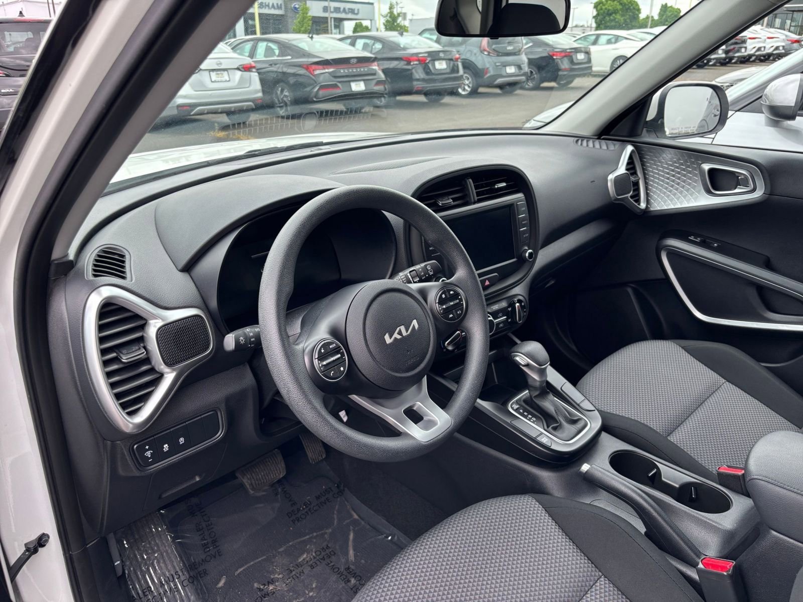 Thumbnail: 2025 Kia Soul - 32