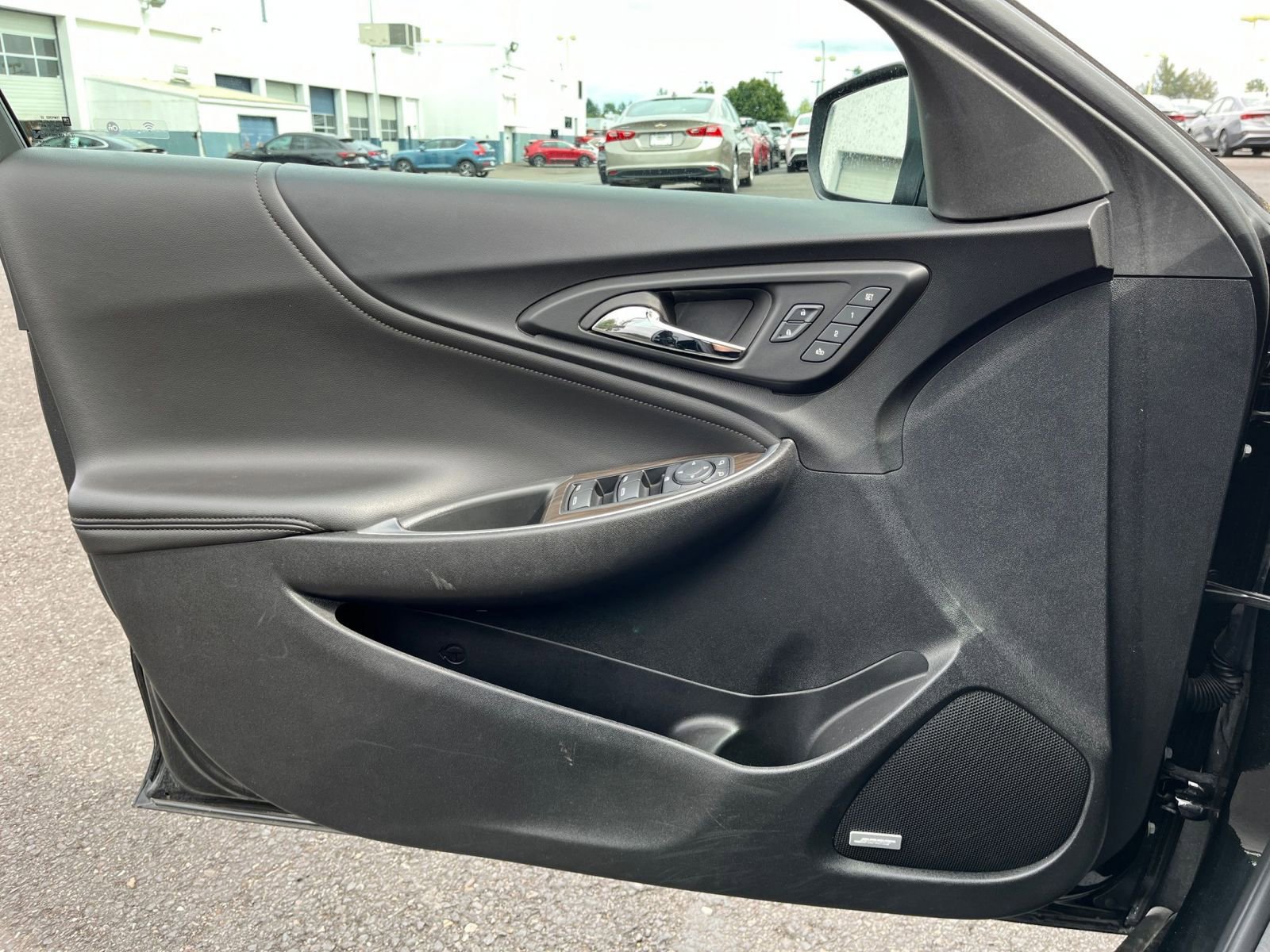 Thumbnail: 2024 Chevrolet Malibu - 20