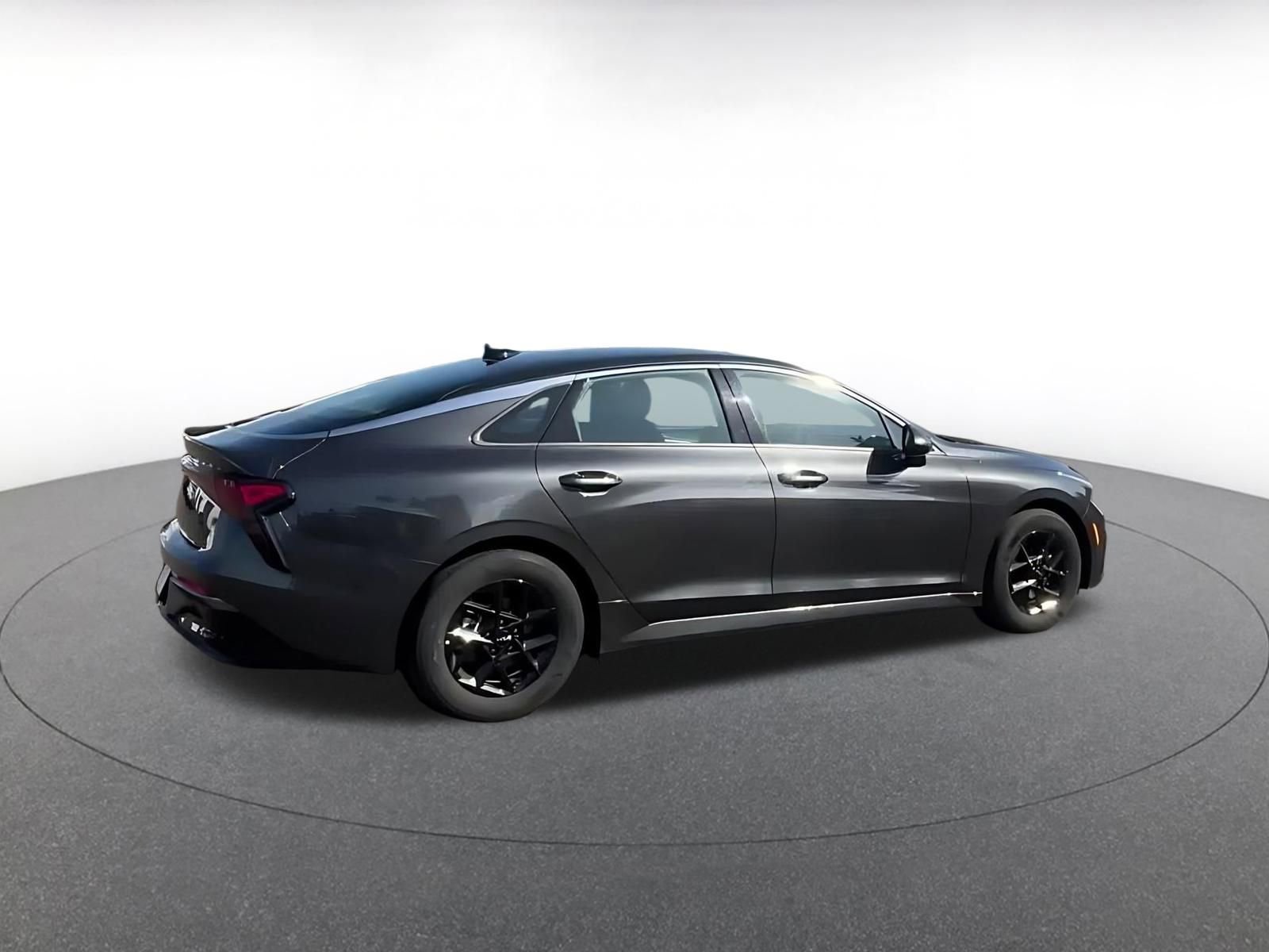 Thumbnail: 2025 Kia K5 - 15