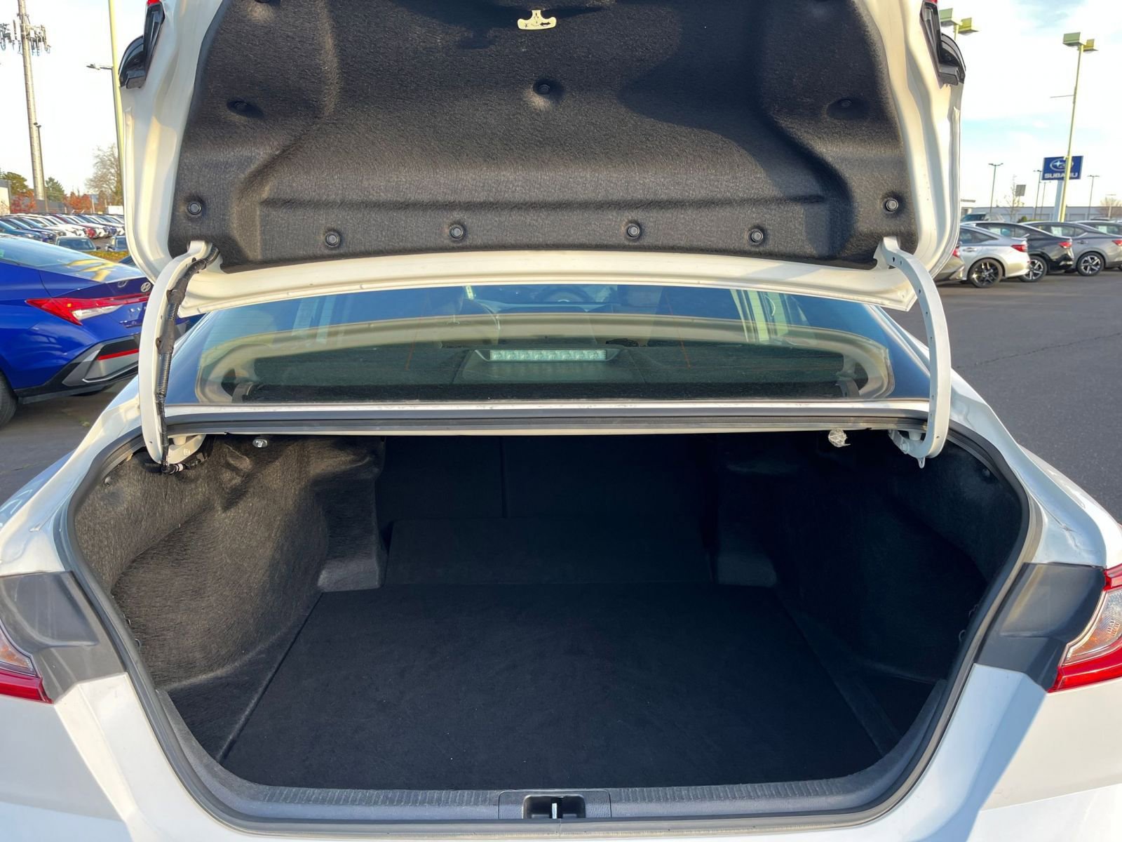 Thumbnail: 2025 Toyota Camry - 30