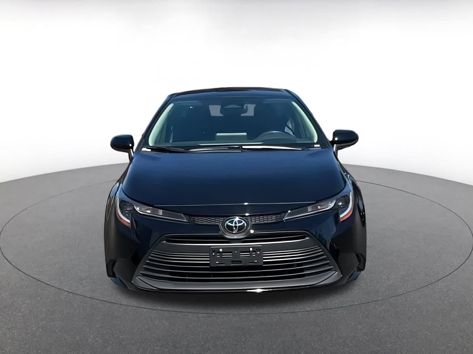 Thumbnail: 2024 Toyota Corolla - 4