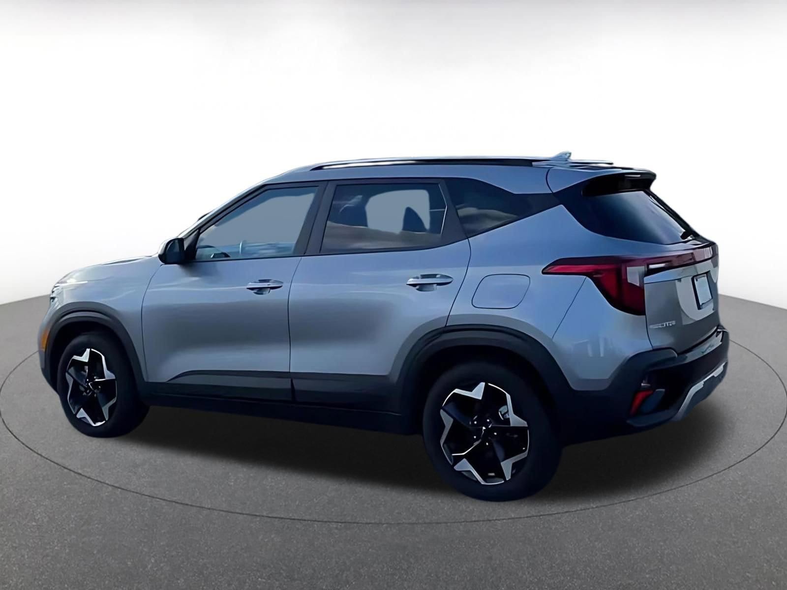 Thumbnail: 2025 Kia Seltos - 10