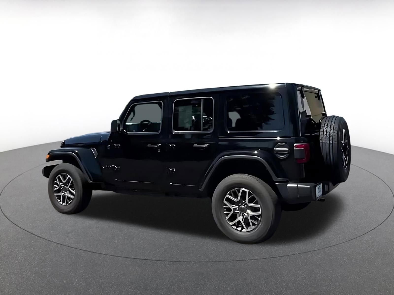 Thumbnail: 2025 Jeep Wrangler - 12