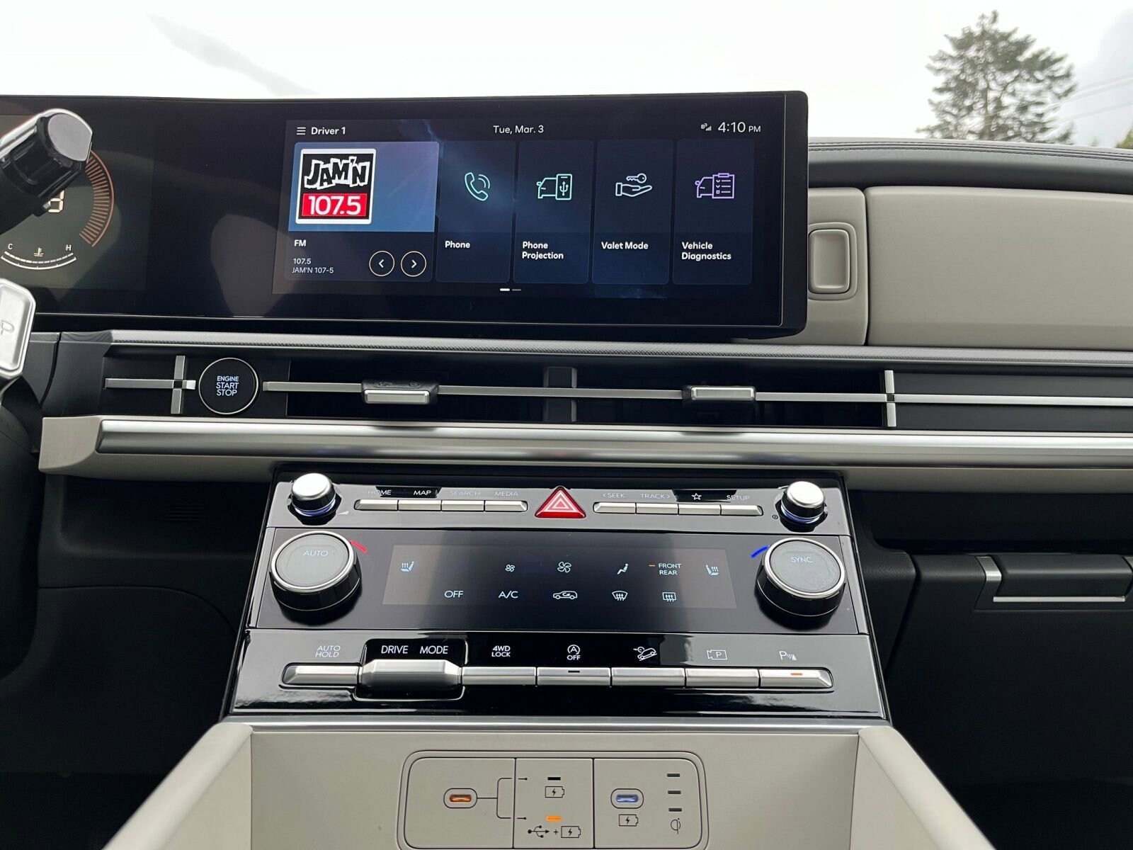 Thumbnail: 2025 Hyundai Santa Fe - 22