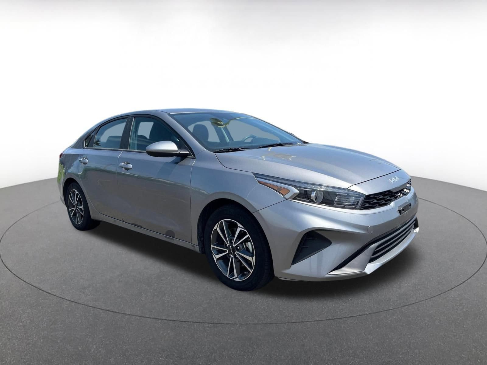 Thumbnail: 2023 Kia Forte - 1
