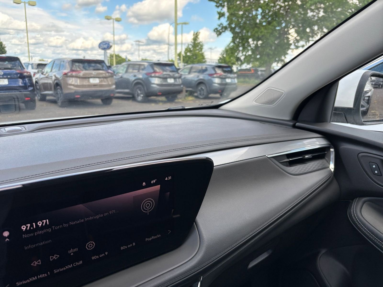 Thumbnail: 2025 Buick Encore GX - 34