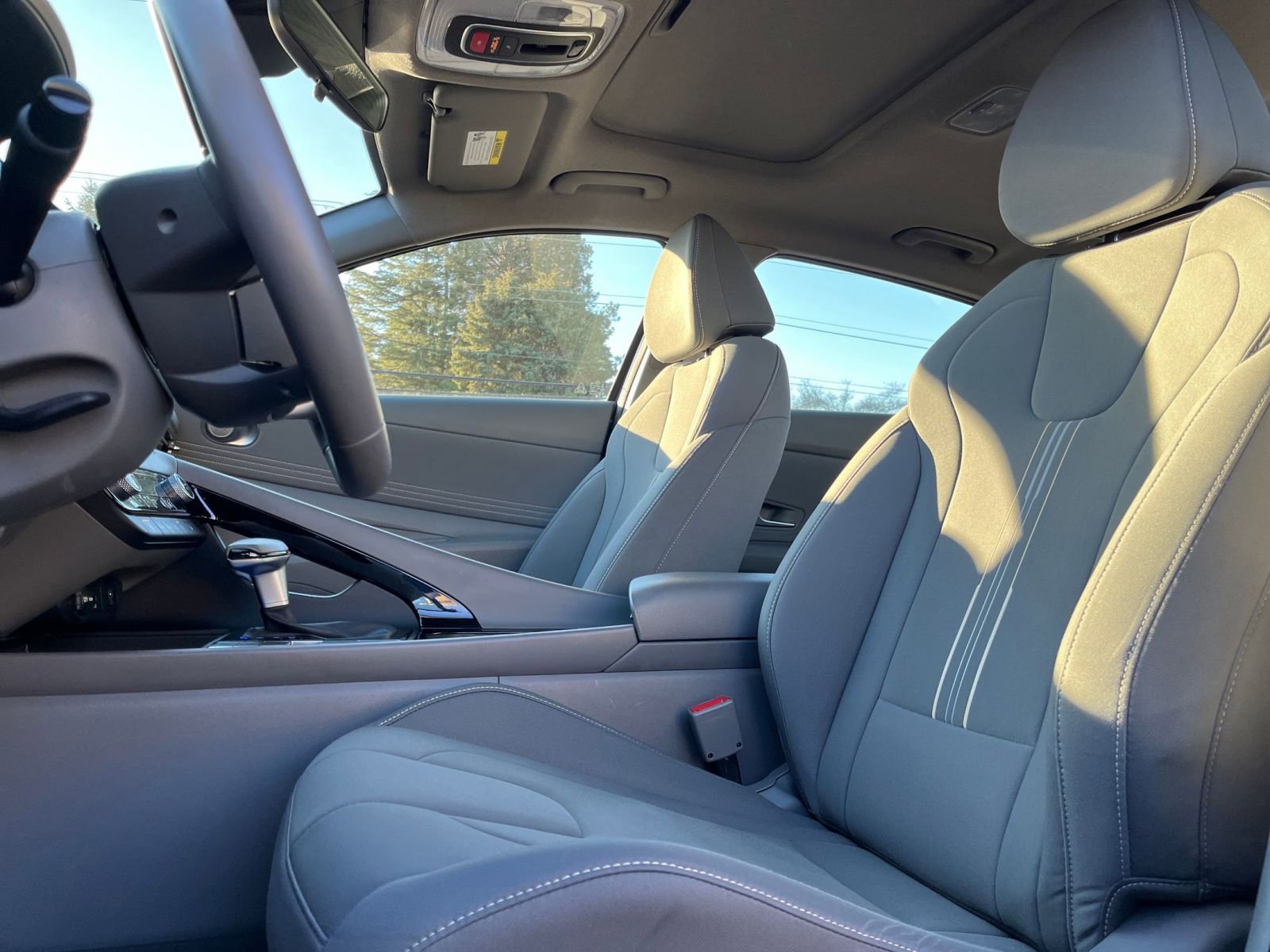 Thumbnail: 2025 Hyundai Elantra - 27