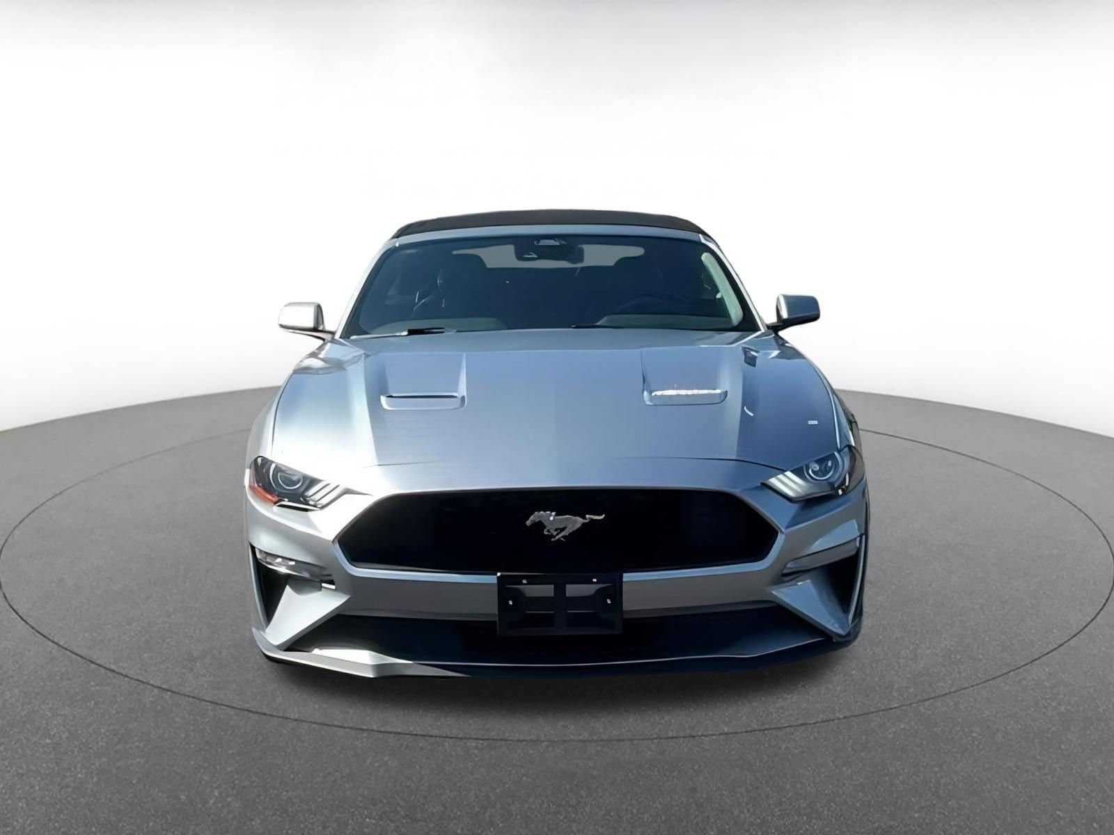 2023 Ford Mustang  7