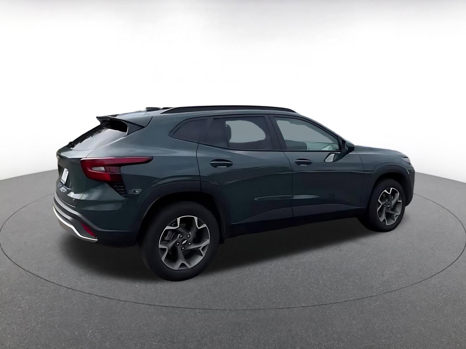 Thumbnail: 2025 Chevrolet Trax - 15