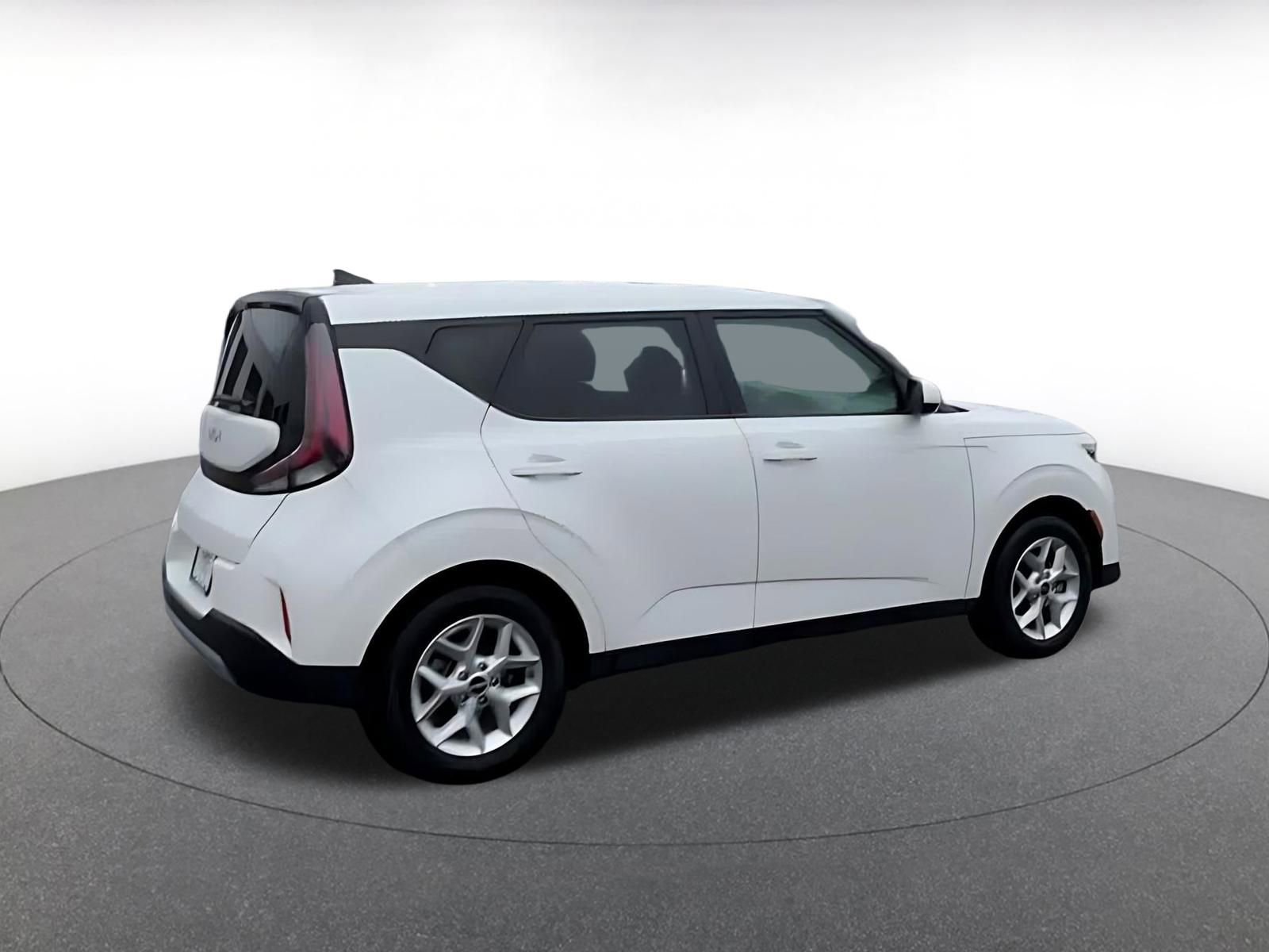 Thumbnail: 2025 Kia Soul - 15