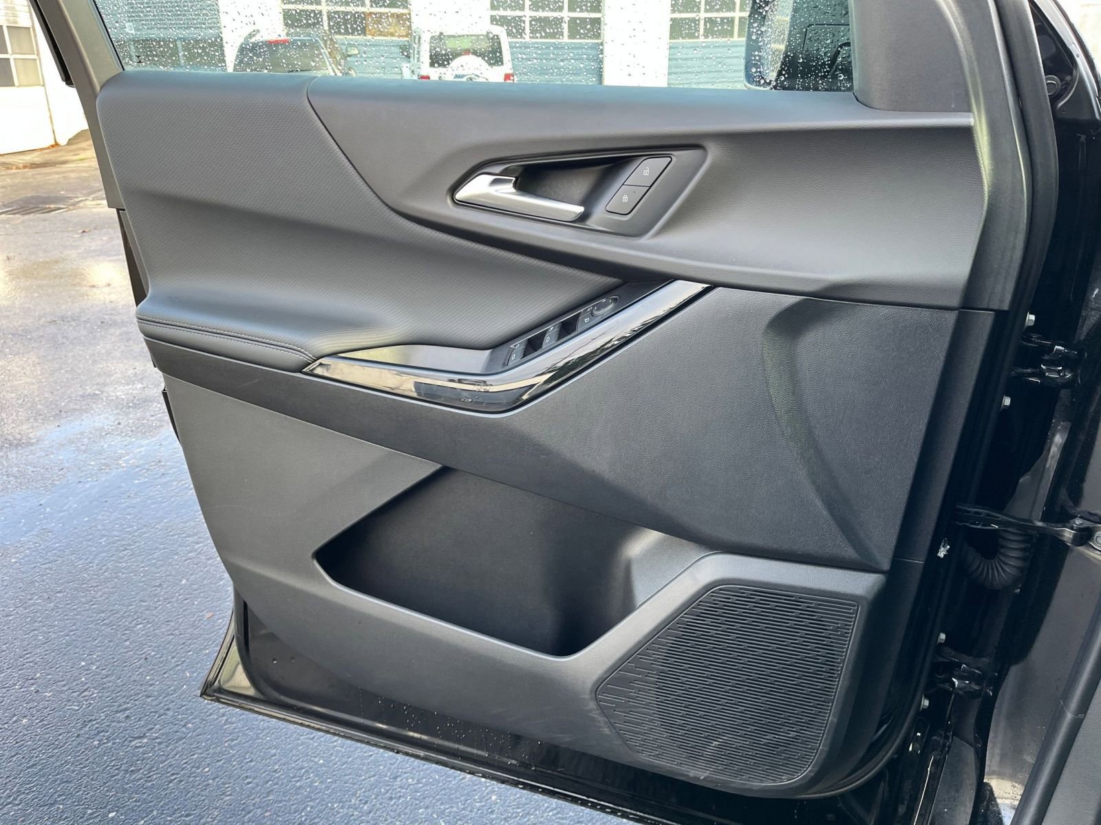 Thumbnail: 2025 Chevrolet Equinox - 21