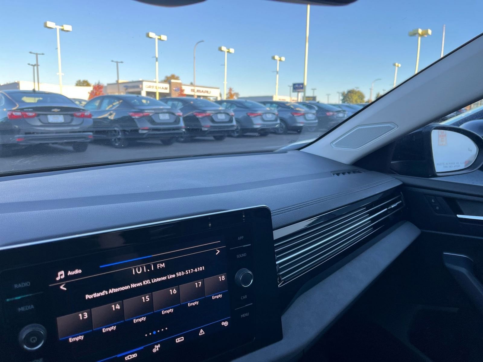 Thumbnail: 2025 Volkswagen Jetta - 35