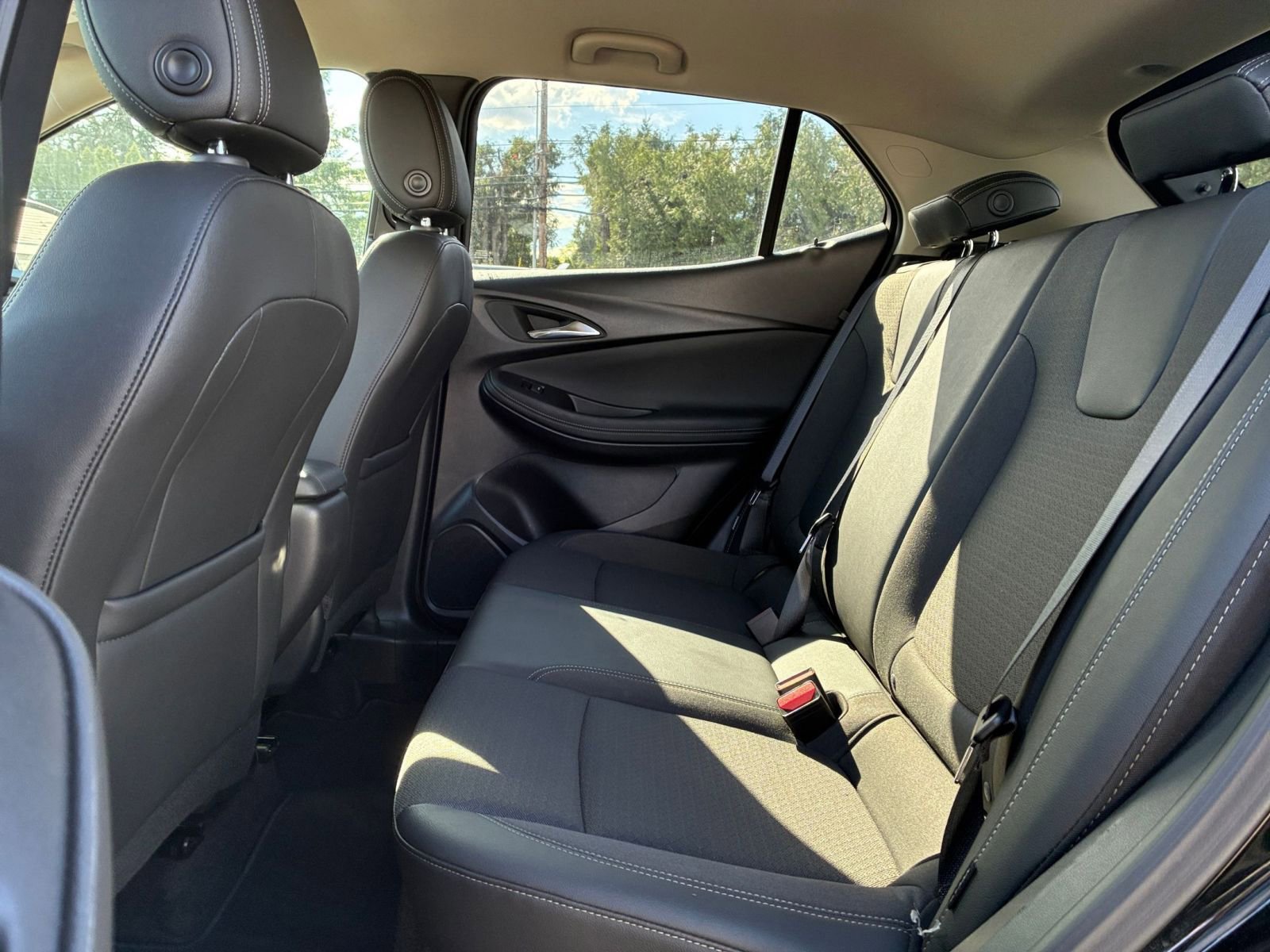 Thumbnail: 2025 Buick Encore GX - 25