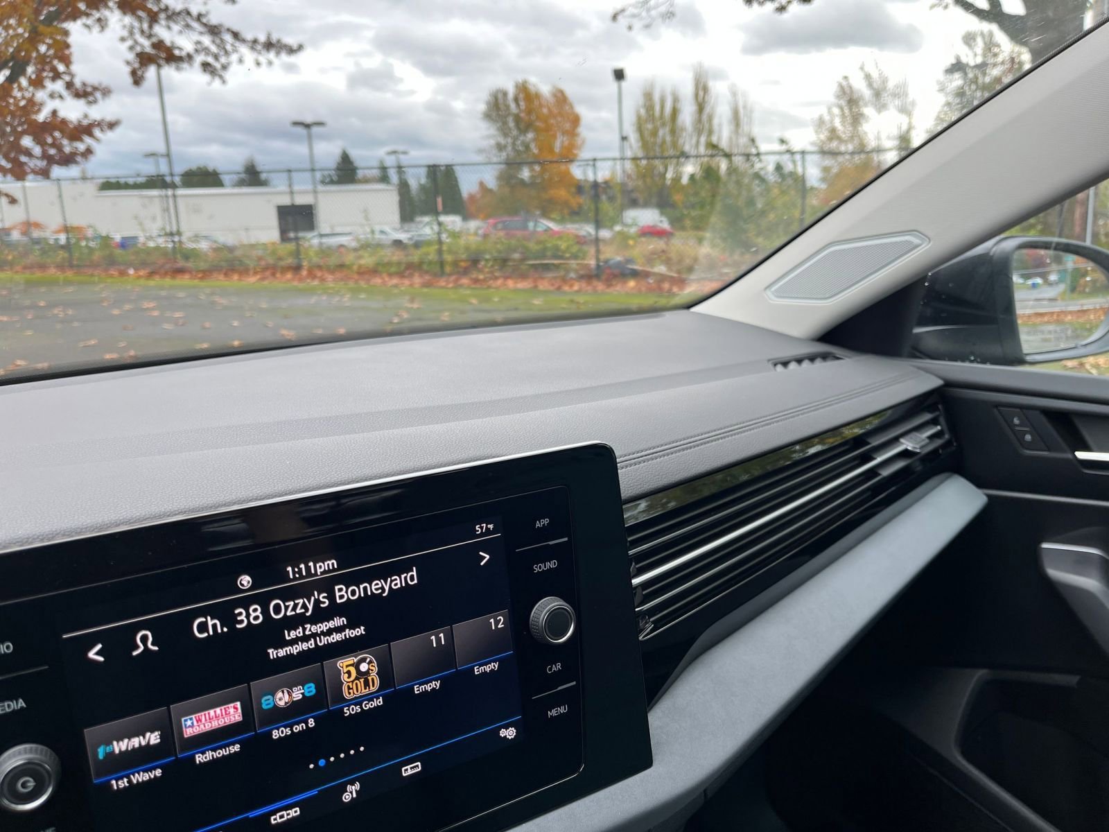 Thumbnail: 2025 Volkswagen Jetta - 34