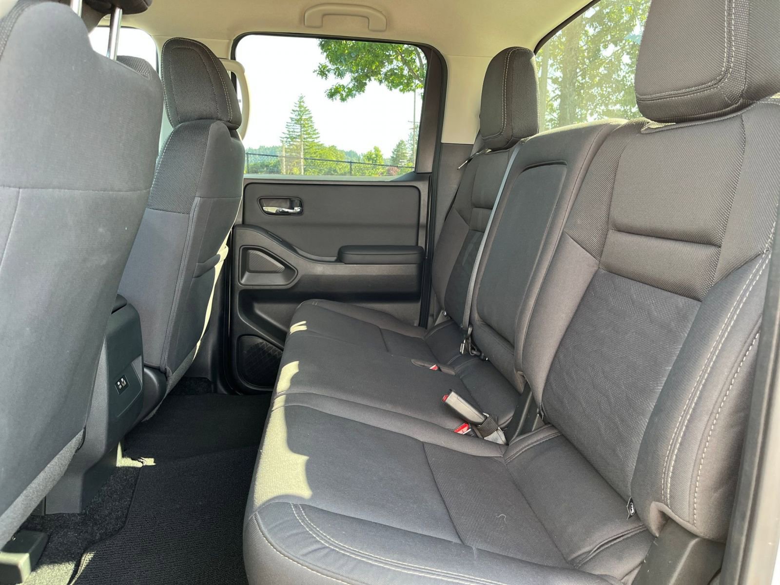 Thumbnail: 2024 Nissan Frontier - 24