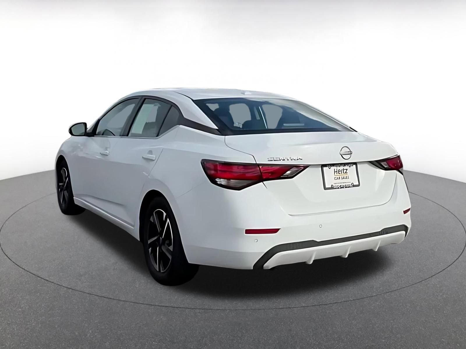 Thumbnail: 2025 Nissan Sentra - 10
