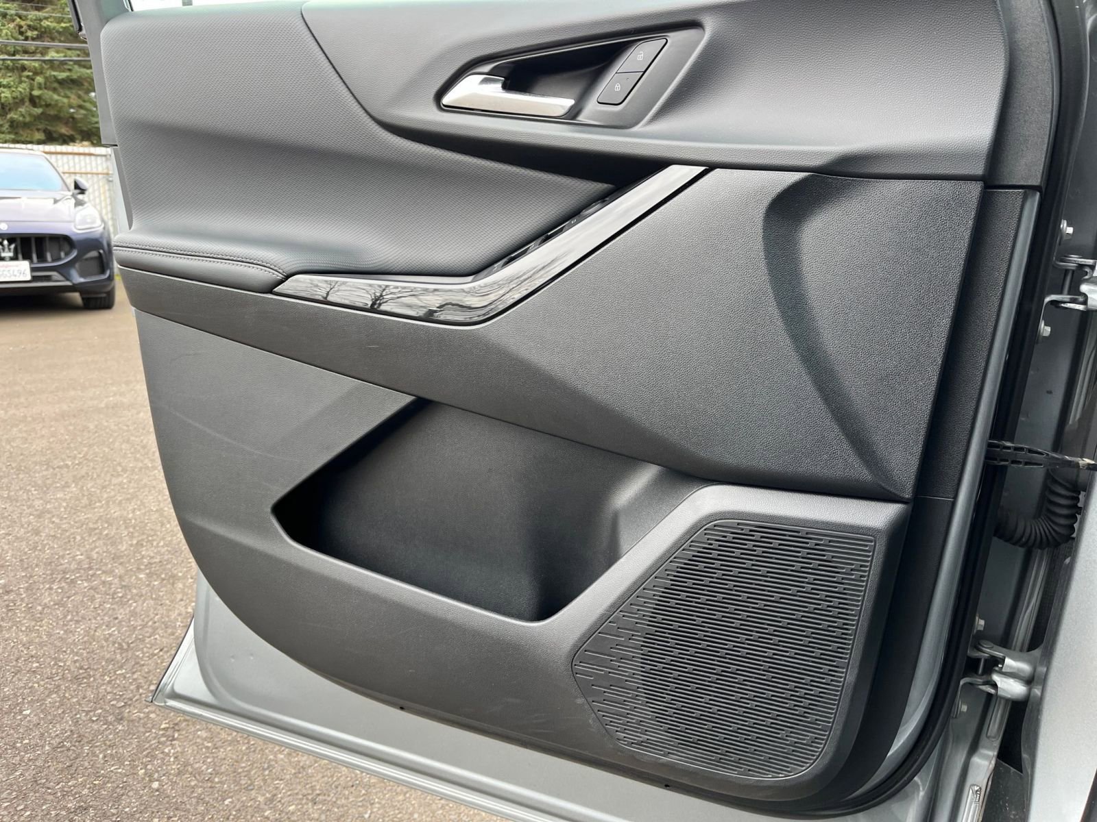 Thumbnail: 2025 Chevrolet Equinox - 18