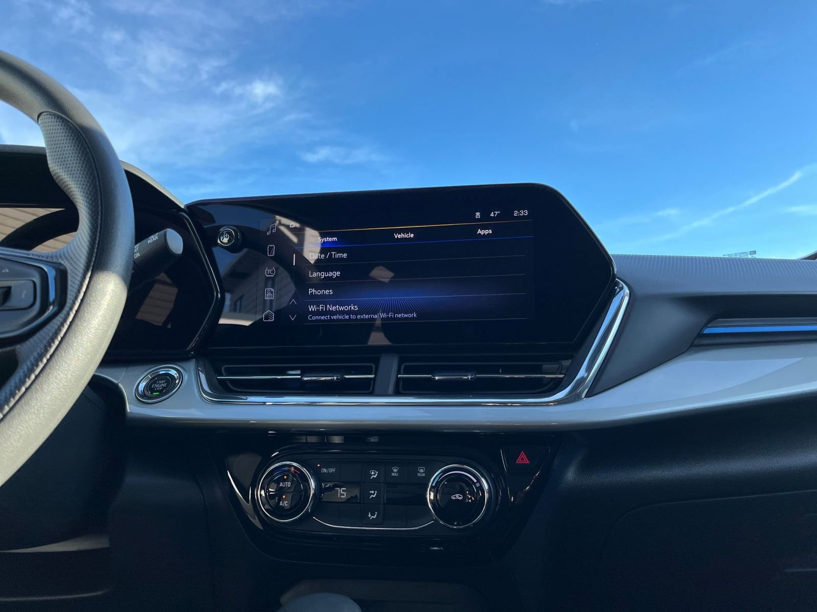 Thumbnail: 2025 Chevrolet Trax - 21