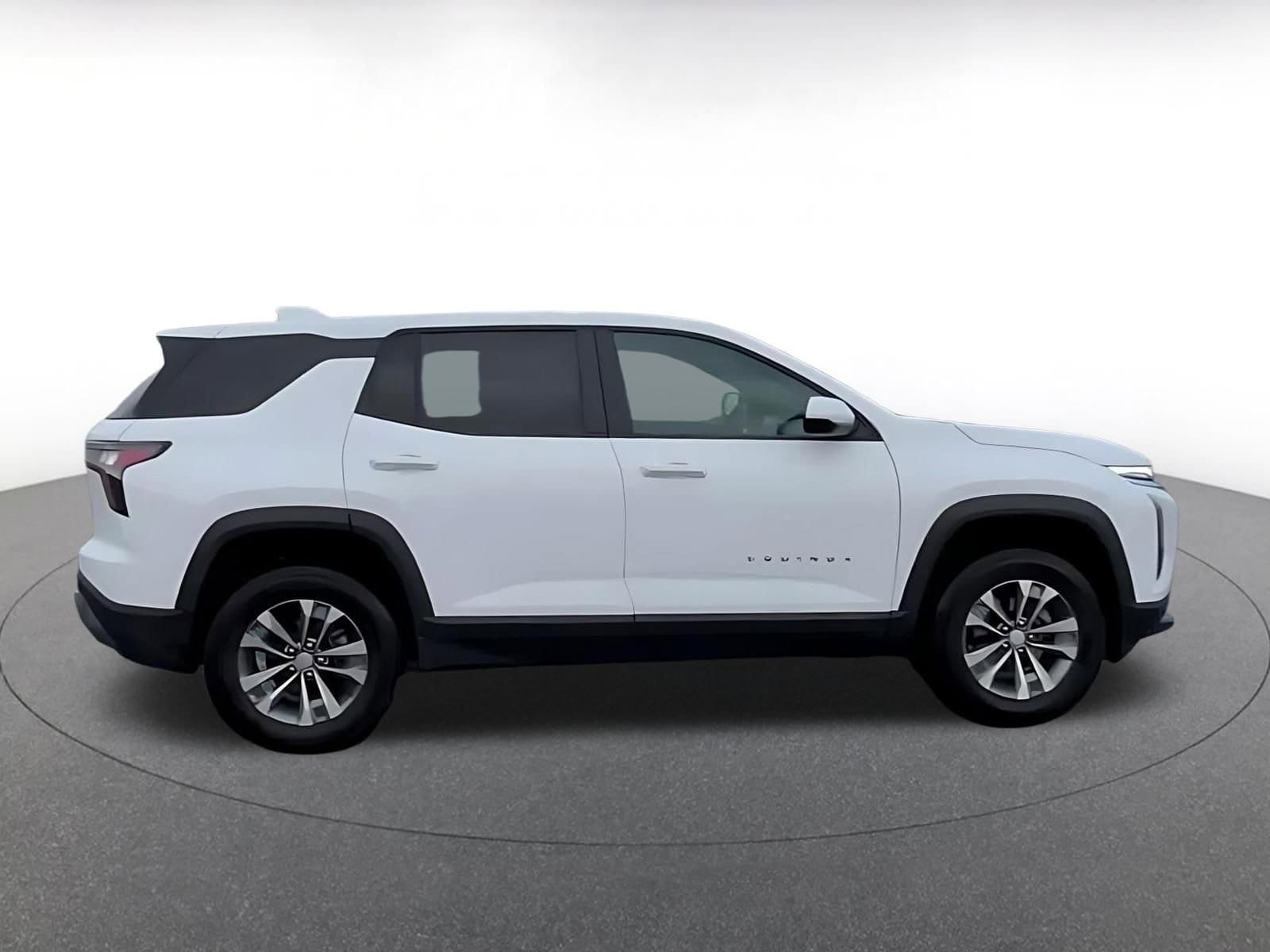 Thumbnail: 2025 Chevrolet Equinox - 15