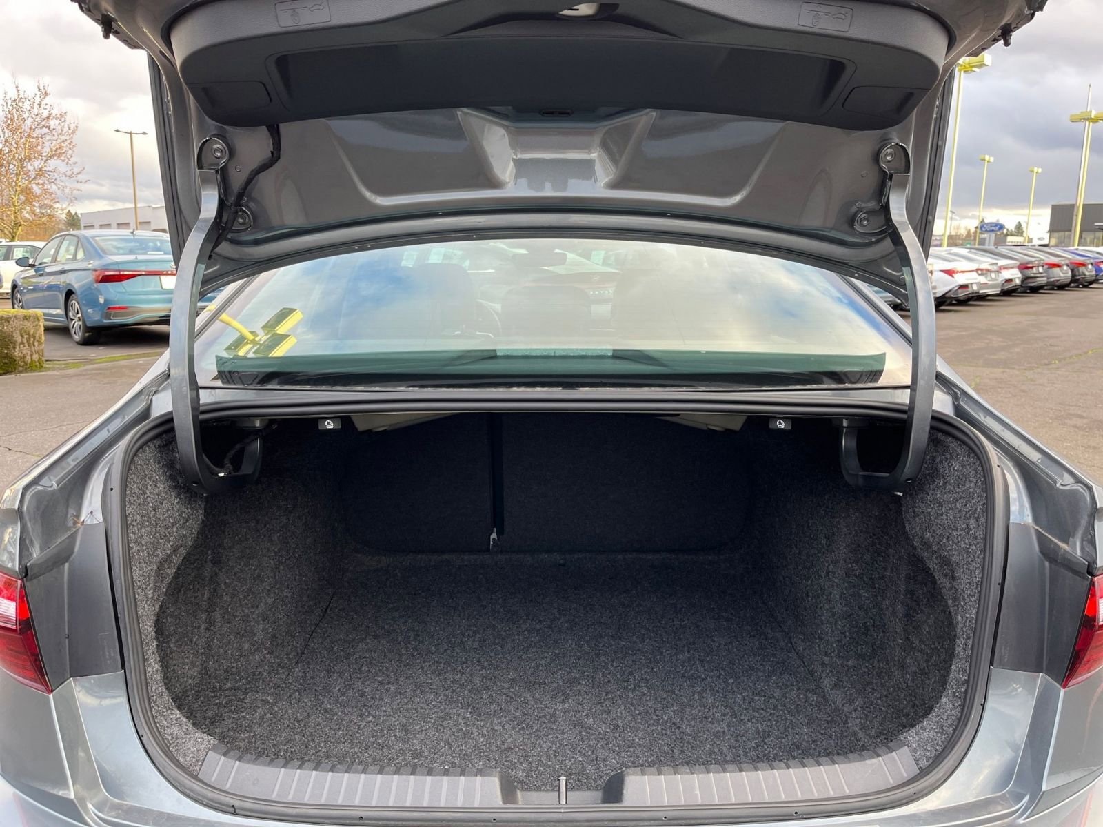 Thumbnail: 2025 Volkswagen Jetta - 31