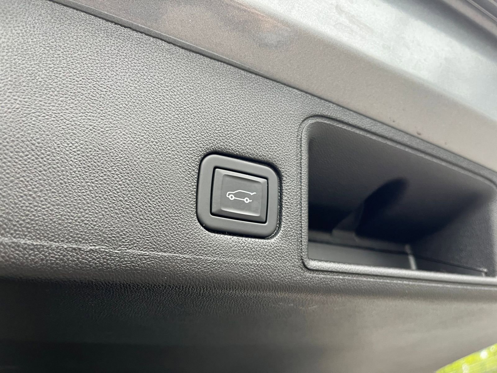 Thumbnail: 2024 GMC Terrain - 24