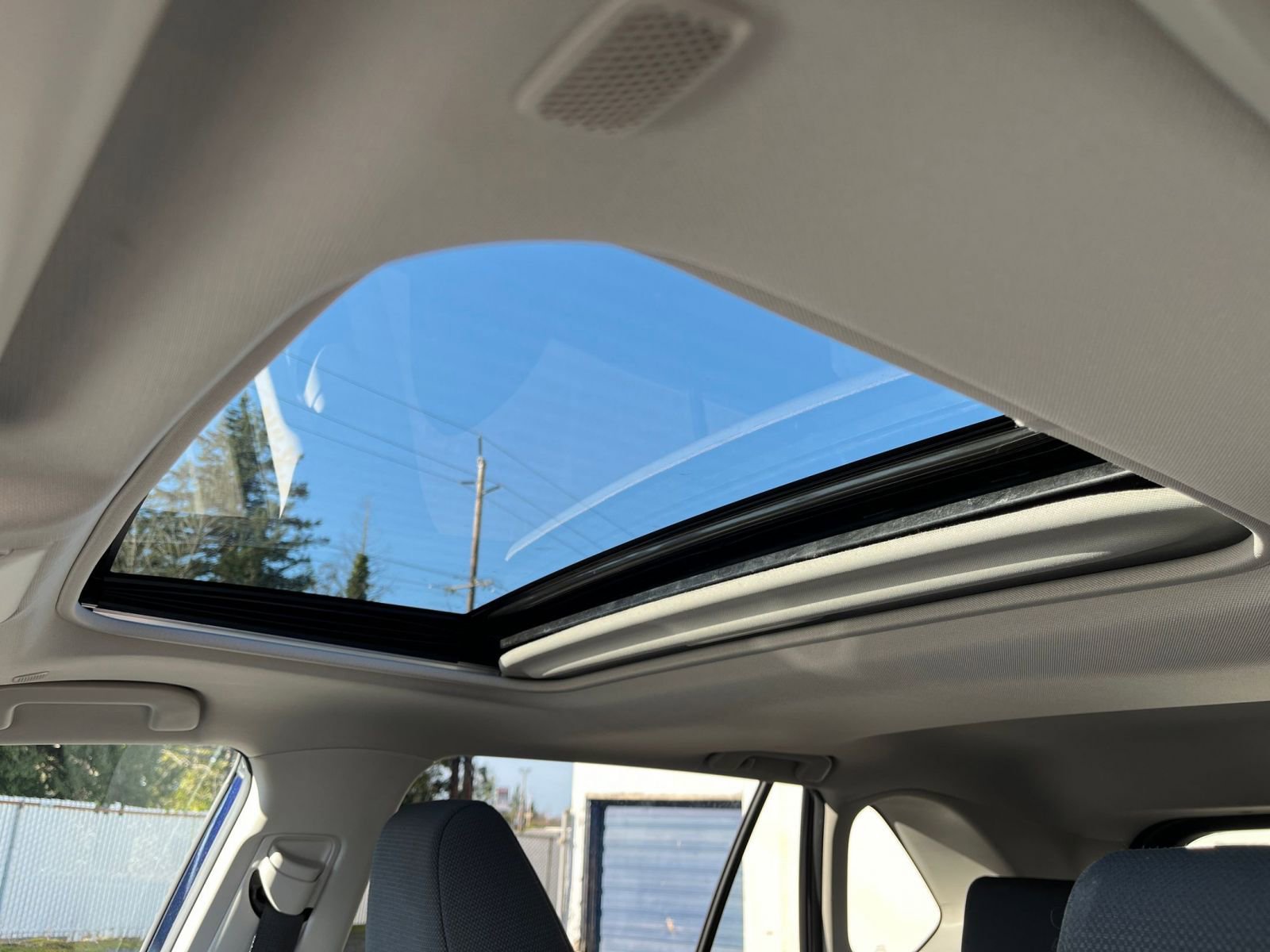 Thumbnail: 2025 Toyota RAV4 - 31