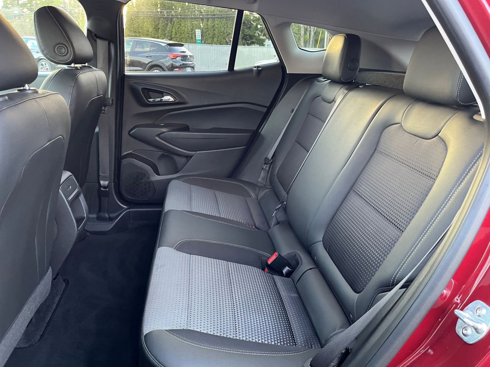 Thumbnail: 2025 Chevrolet Trax - 23