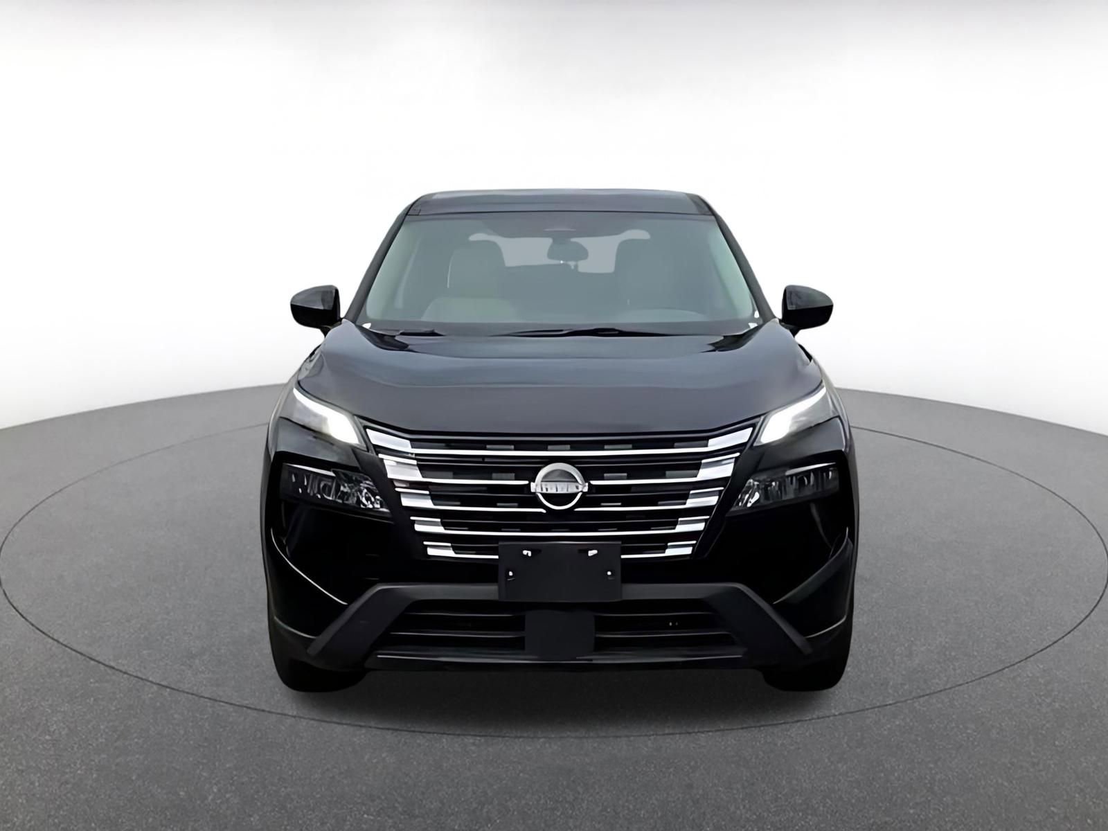 Thumbnail: 2025 Nissan Rogue - 4