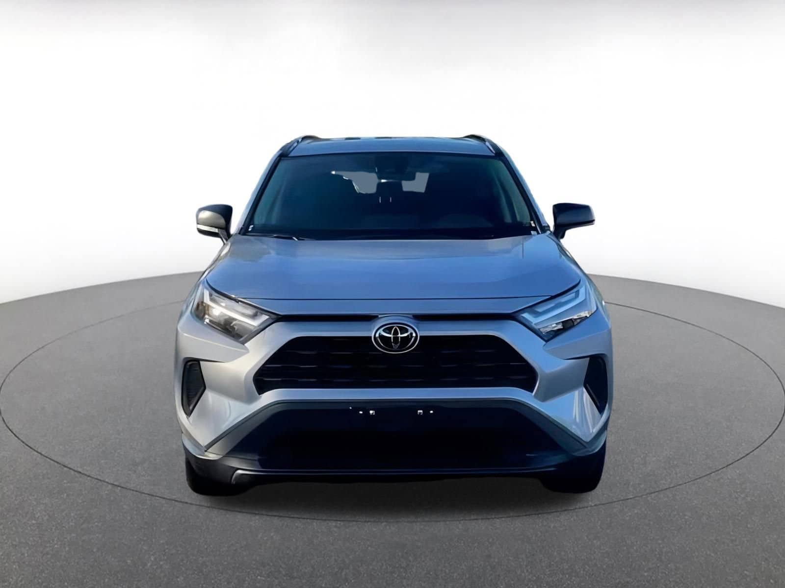 Thumbnail: 2025 Toyota RAV4 - 3