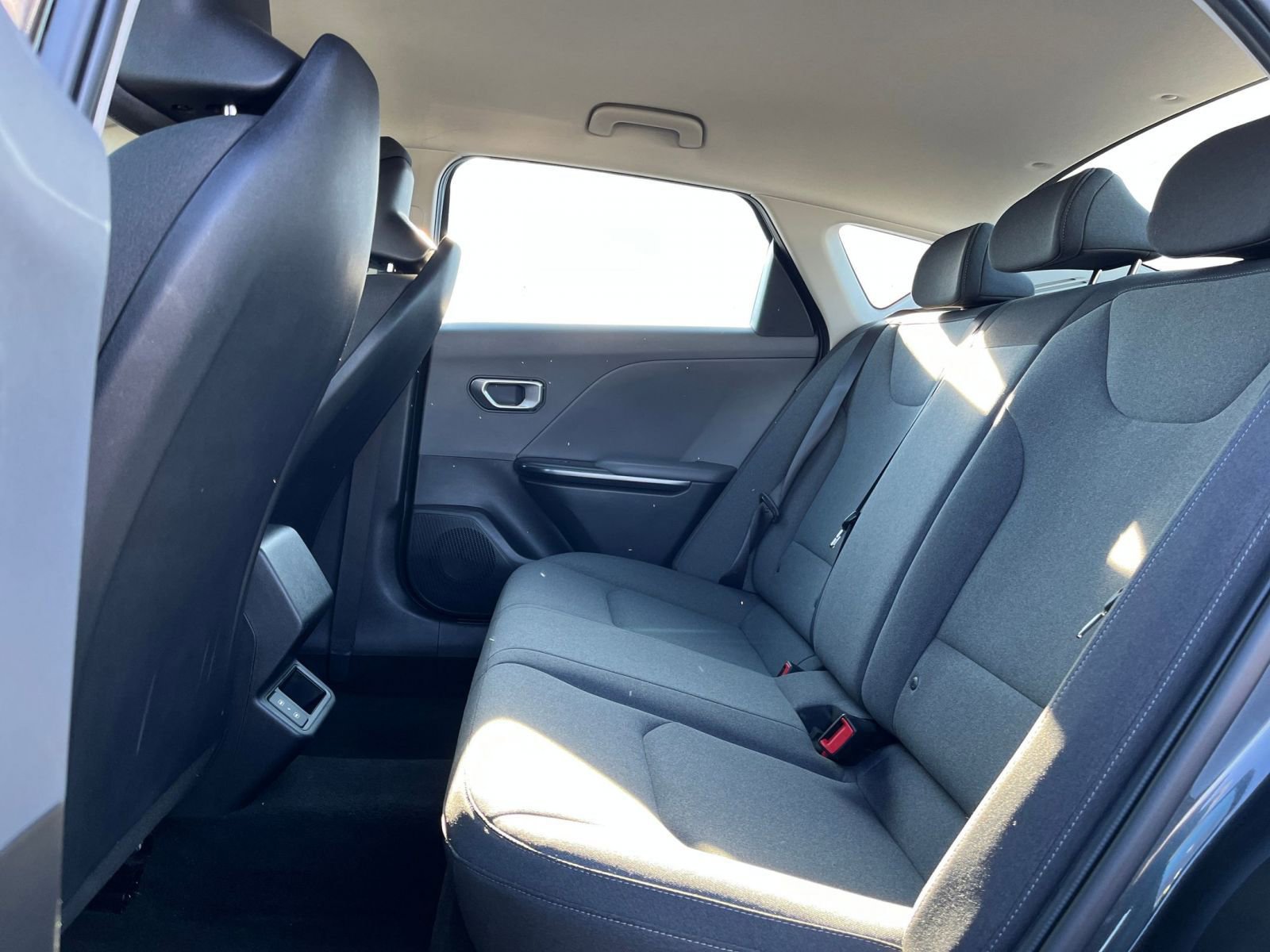 Thumbnail: 2025 Kia K4 - 24